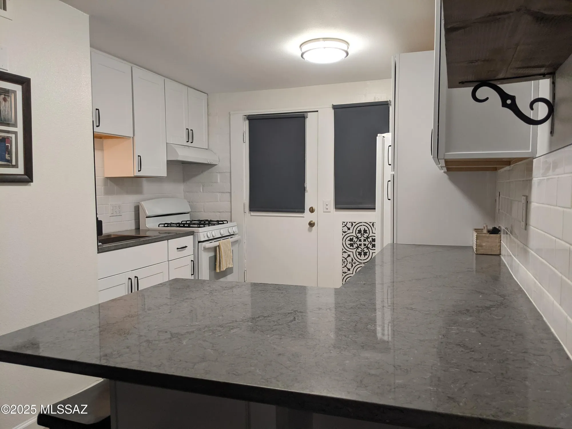 Property Slideshow image 2 of 20 | 373 s paseo pena, Green Valley, AZ, 85614