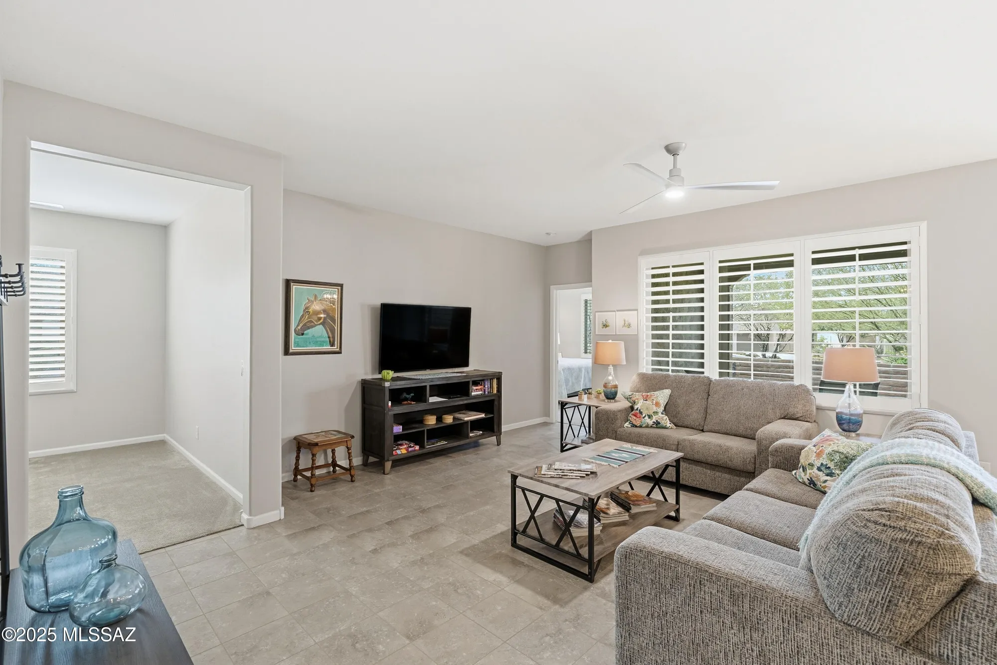 Property Slideshow image 10 of 50 | 1701 e sage thrasher dr, Green Valley, AZ, 85614