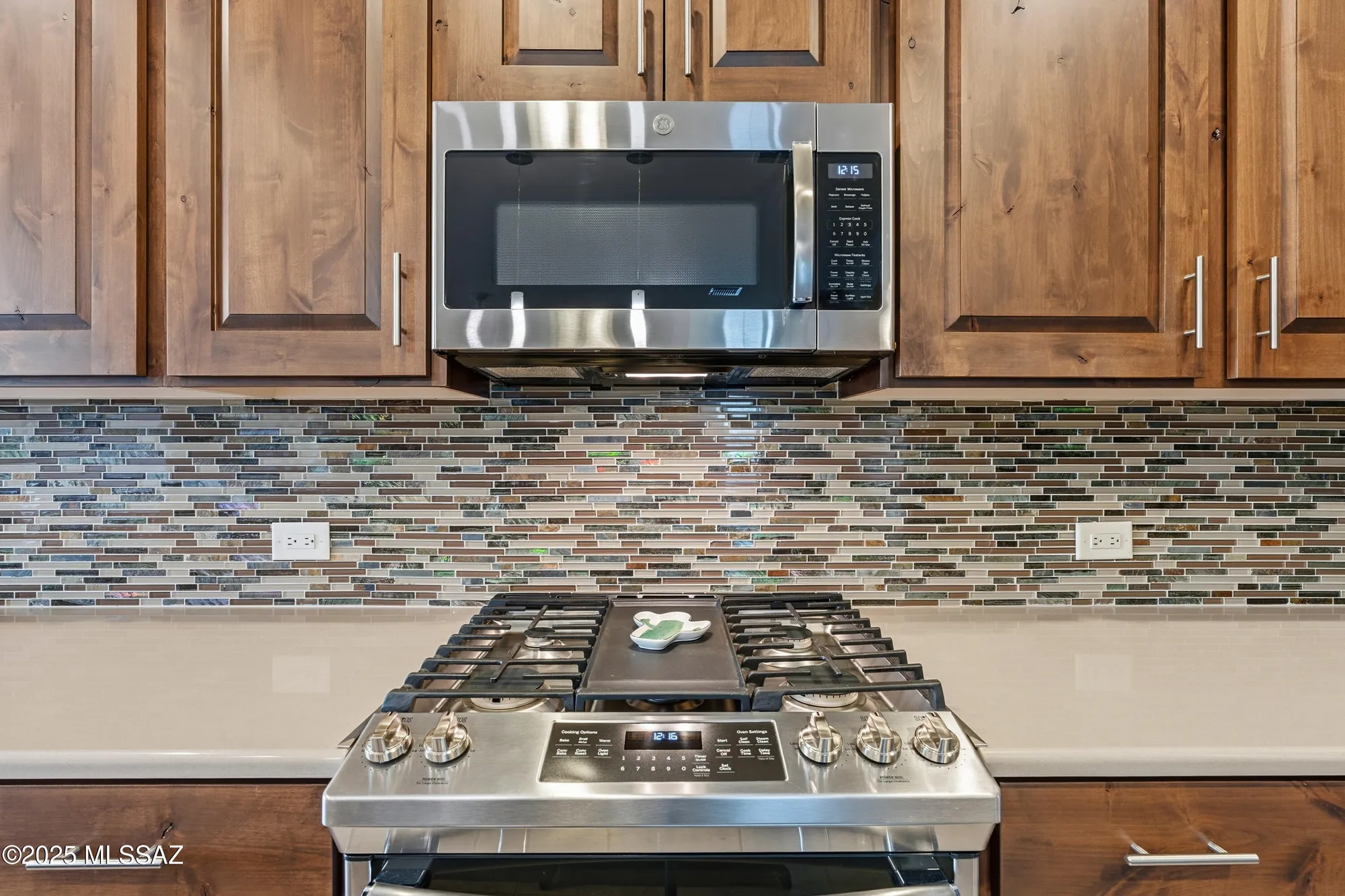 Property Slideshow image 21 of 50 | 1701 e sage thrasher dr, Green Valley, AZ, 85614