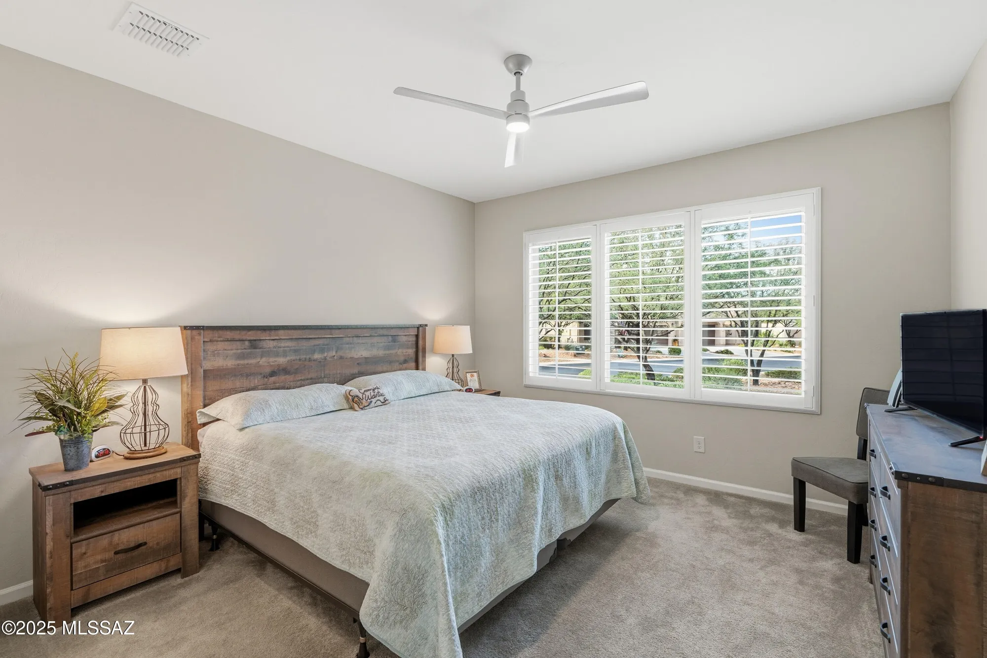 Property Slideshow image 26 of 50 | 1701 e sage thrasher dr, Green Valley, AZ, 85614