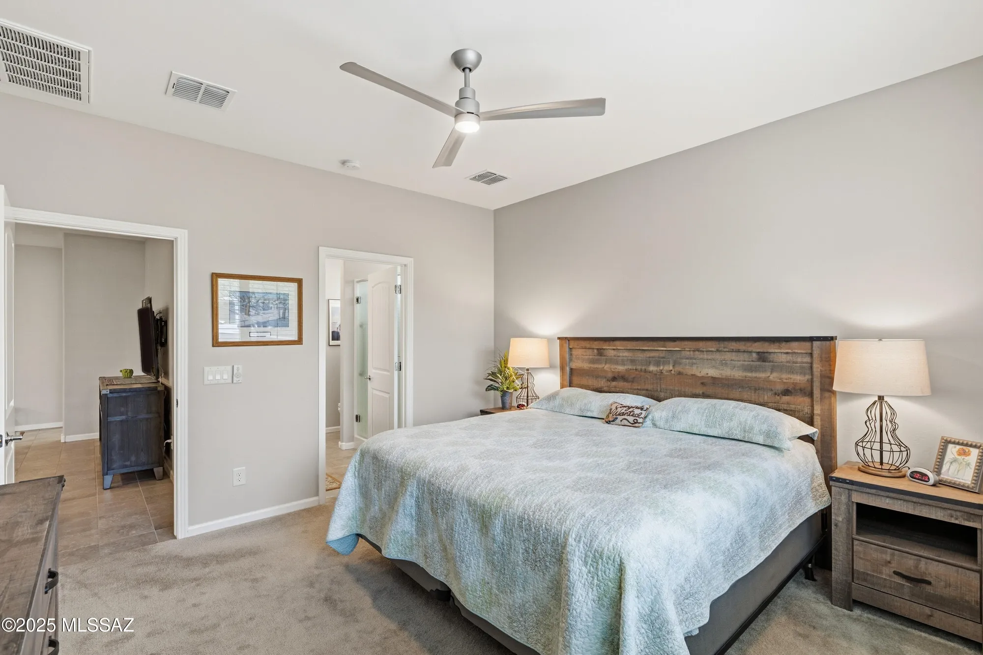 Property Slideshow image 28 of 50 | 1701 e sage thrasher dr, Green Valley, AZ, 85614