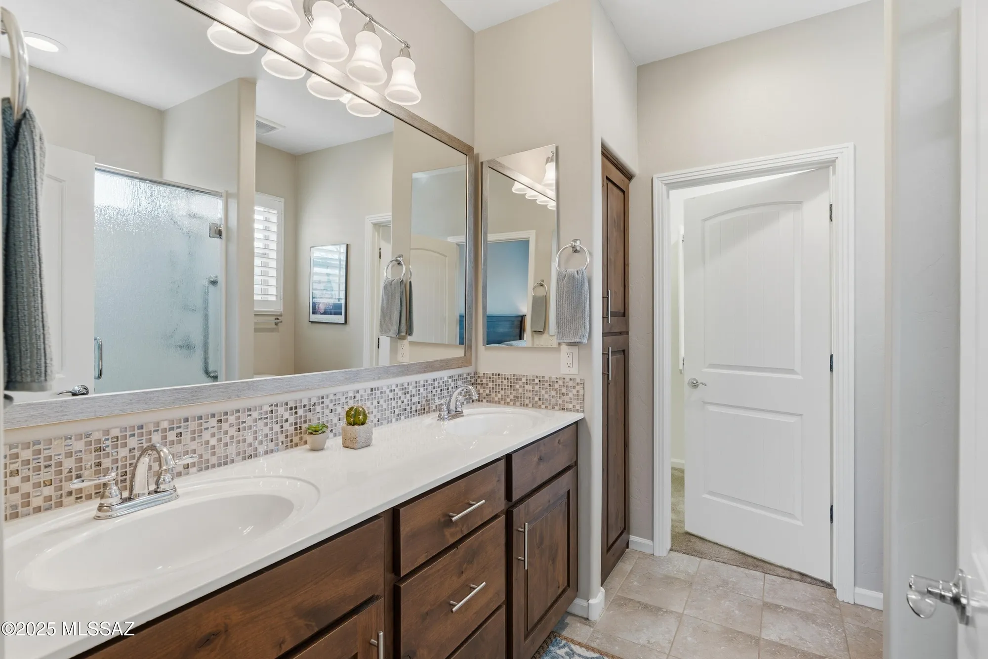 Property Slideshow image 29 of 50 | 1701 e sage thrasher dr, Green Valley, AZ, 85614