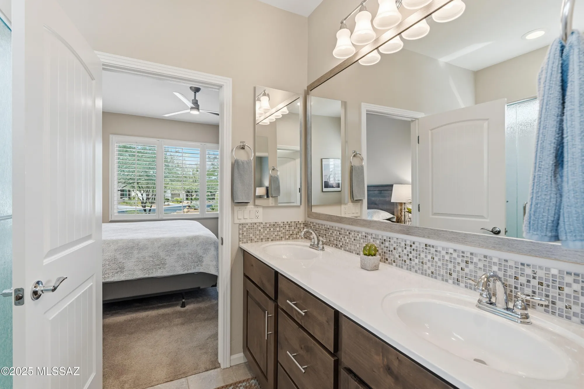 Property Slideshow image 30 of 50 | 1701 e sage thrasher dr, Green Valley, AZ, 85614