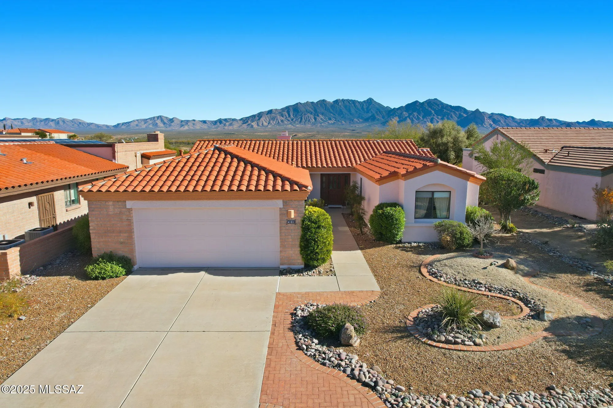 Property Slideshow image 1 of 41 | 4161 s westcotta dr, Green Valley, AZ, 85622