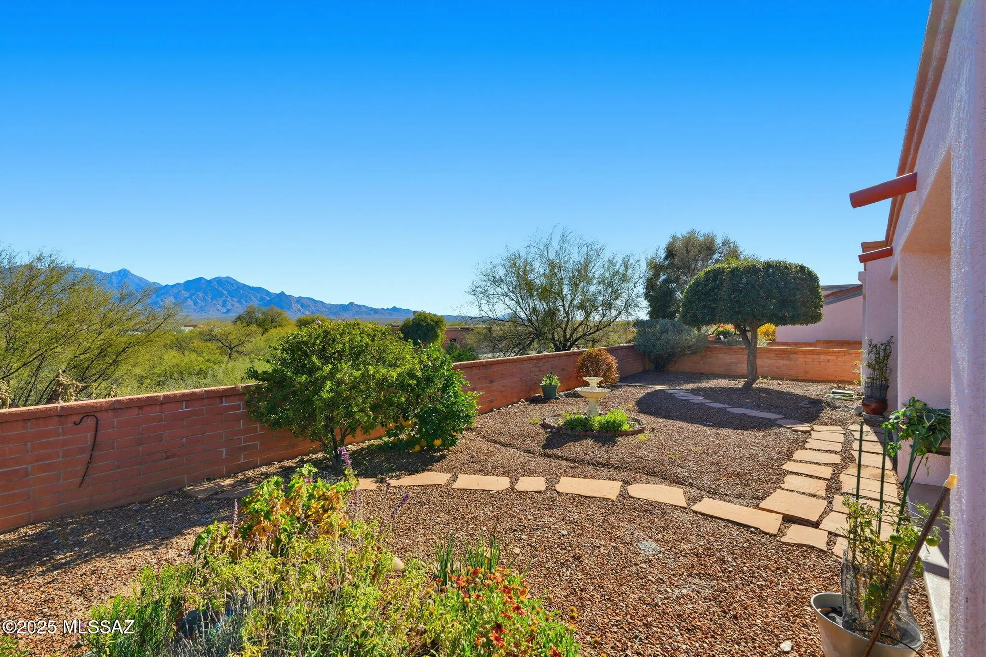Property Slideshow image 33 of 41 | 4161 s westcotta dr, Green Valley, AZ, 85622