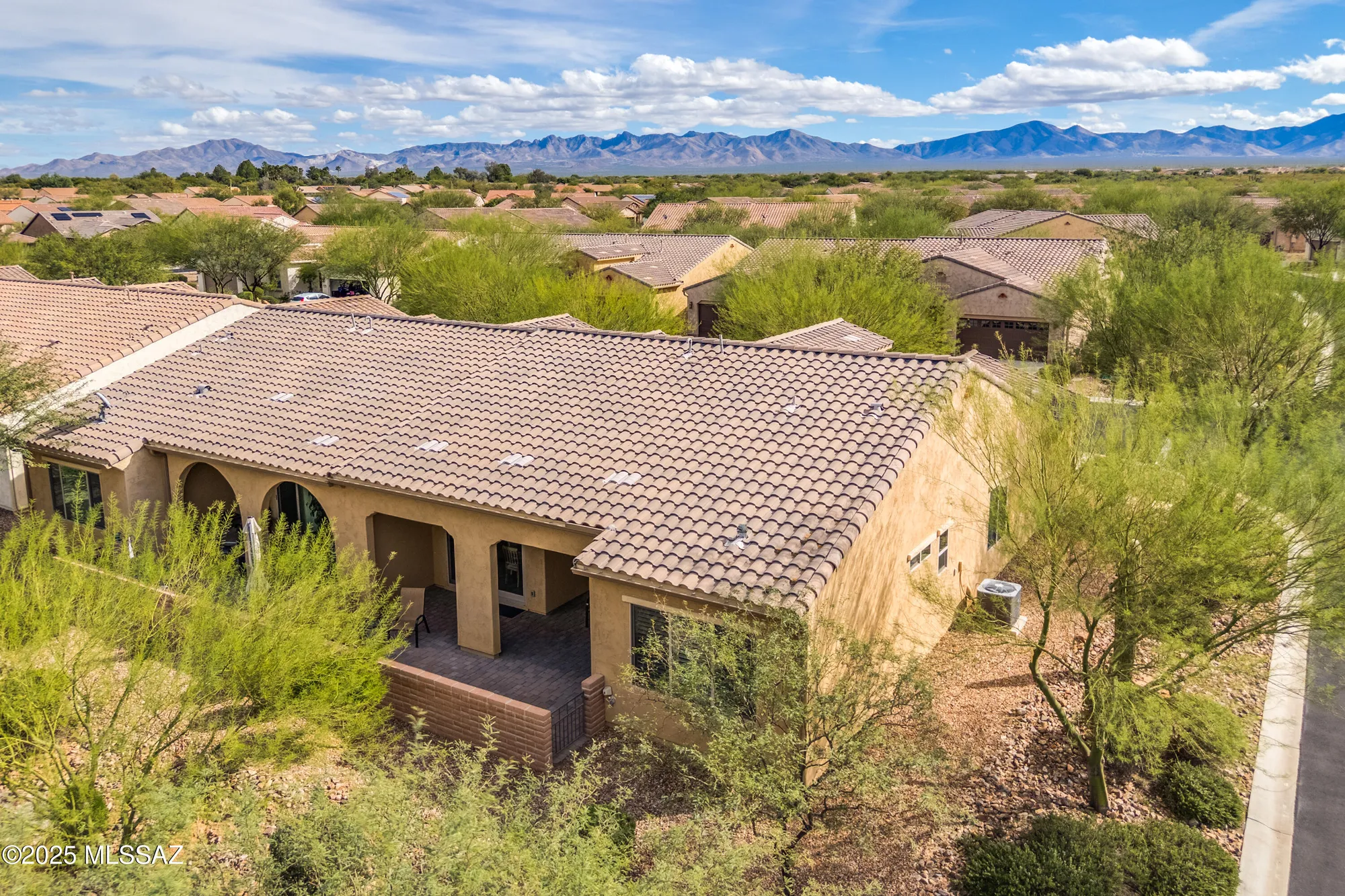 Property Slideshow image 46 of 50 | 1701 e sage thrasher dr, Green Valley, AZ, 85614