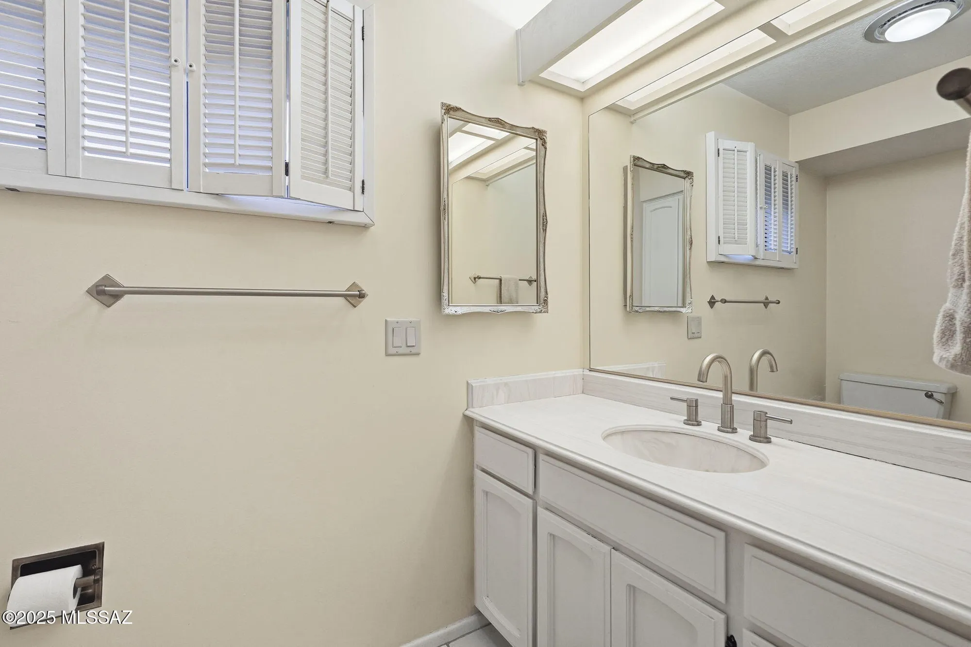 Property Slideshow image 17 of 38 | 1222 n paseo del cervato, Green Valley, AZ, 85614