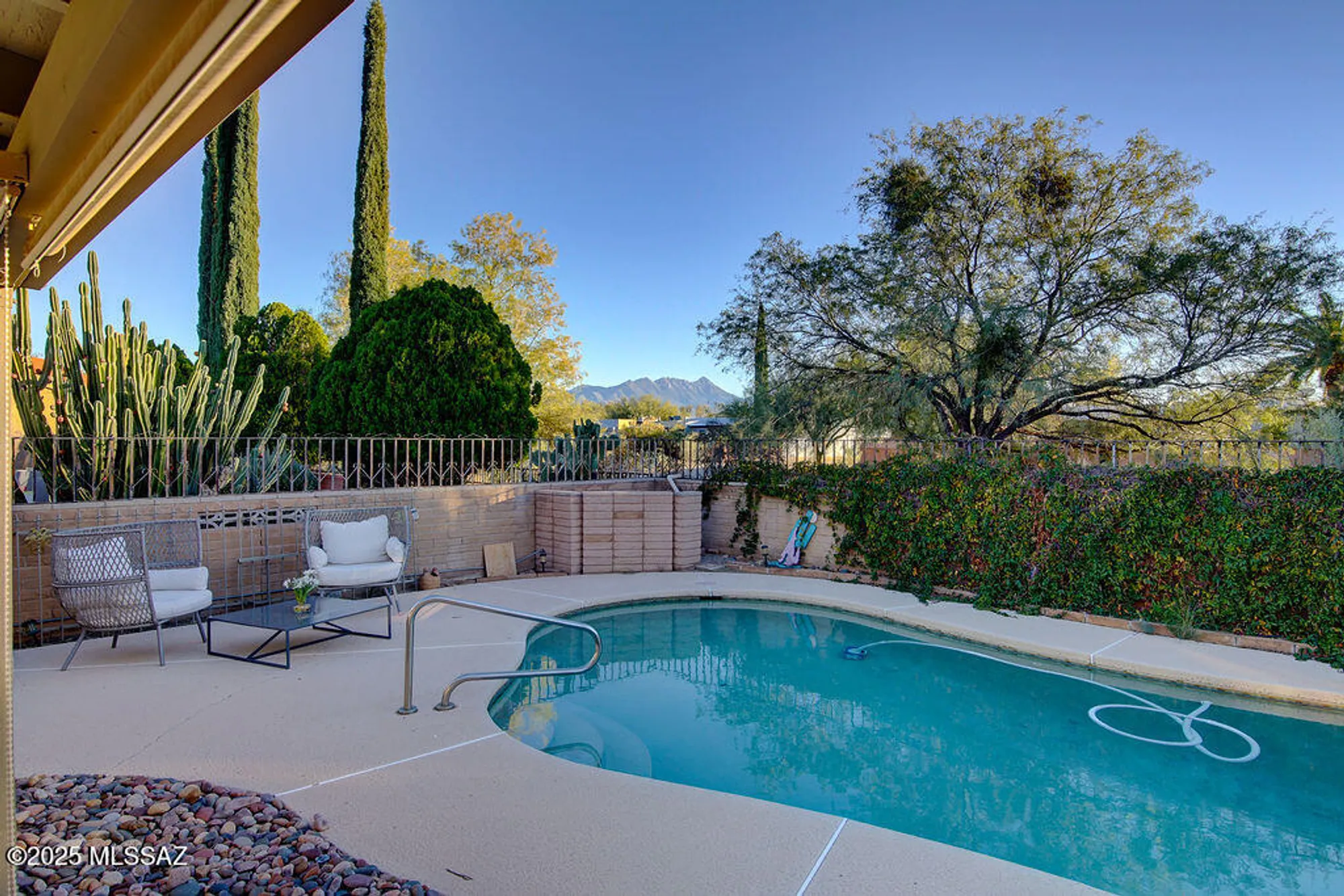 Property Slideshow image 1 of 32 | 121 w paseo recortado, Green Valley, AZ, 85614