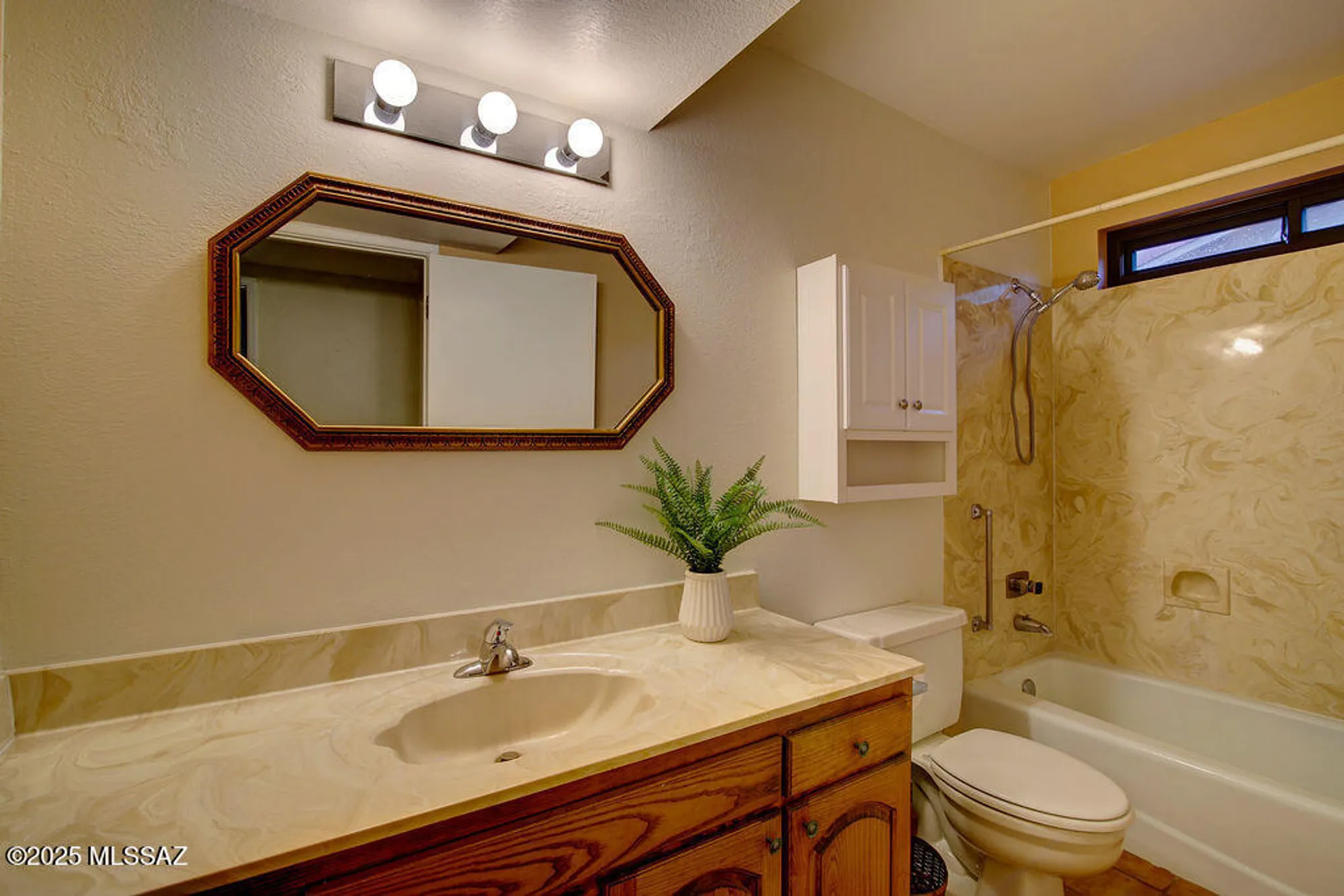 Property Slideshow image 18 of 32 | 121 w paseo recortado, Green Valley, AZ, 85614