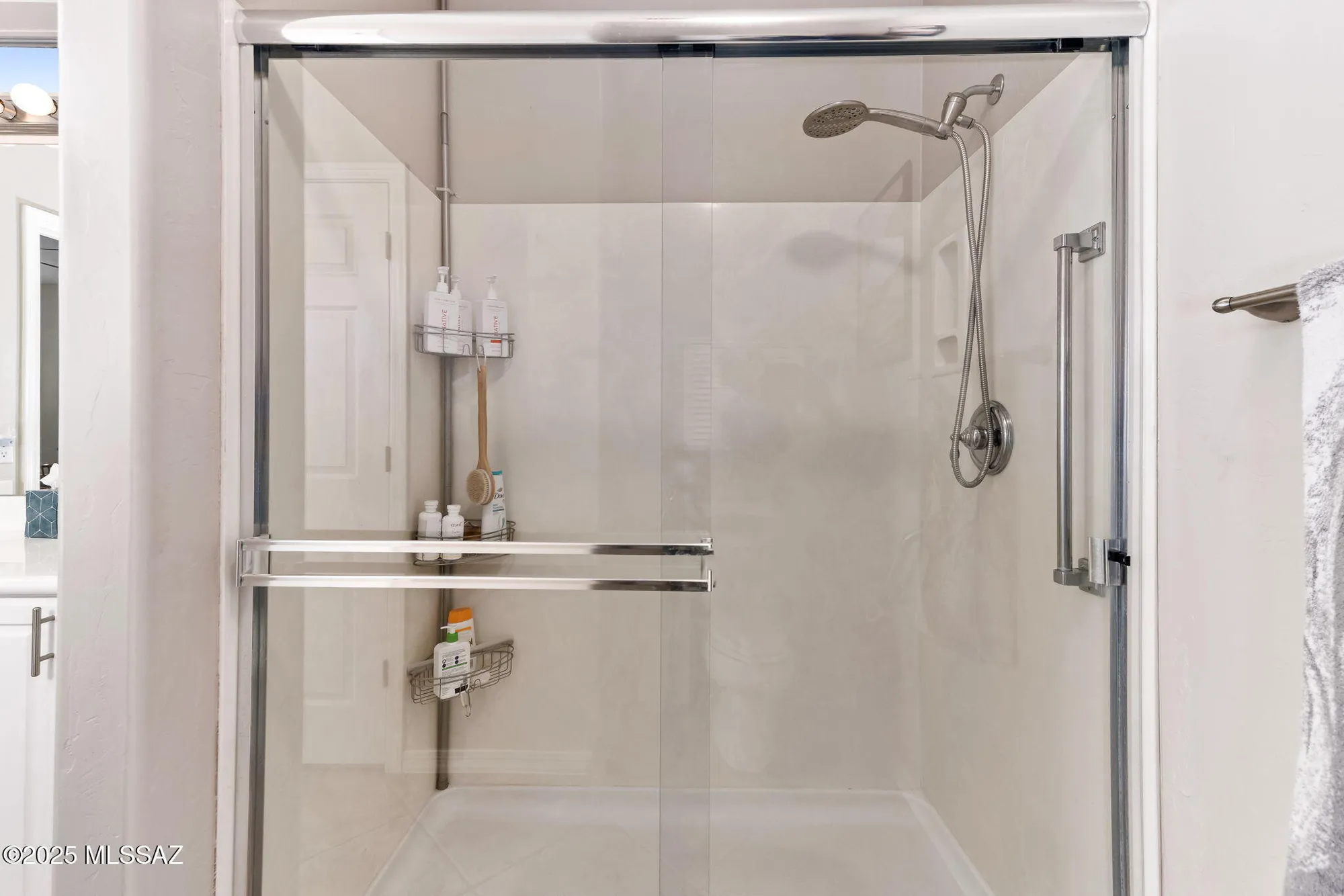 Property Slideshow image 14 of 43 | 347 w calle del estribo, Sahuarita, AZ, 85629