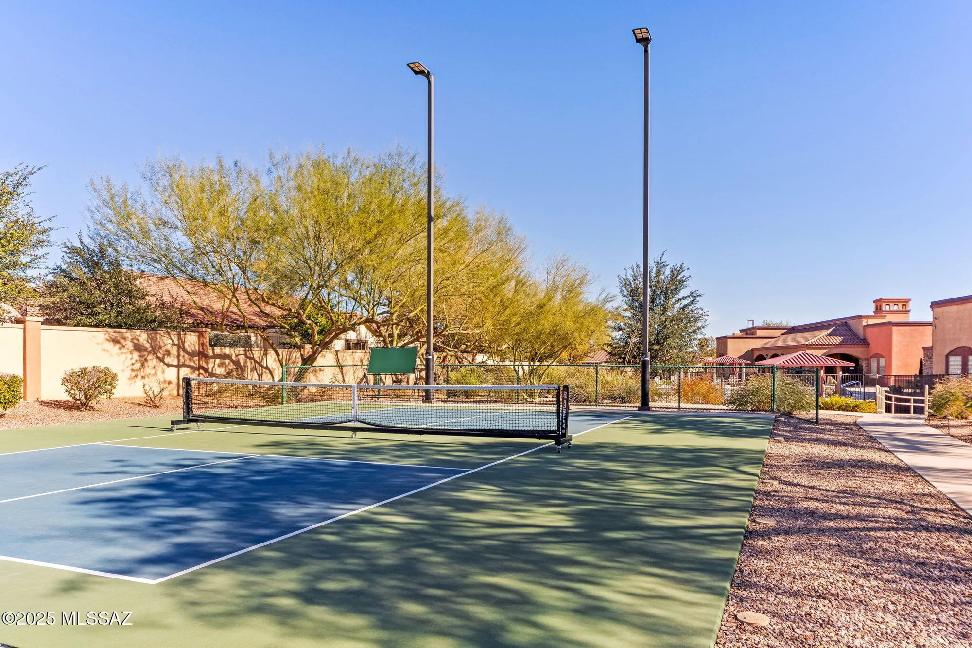 Property Slideshow image 31 of 43 | 347 w calle del estribo, Sahuarita, AZ, 85629
