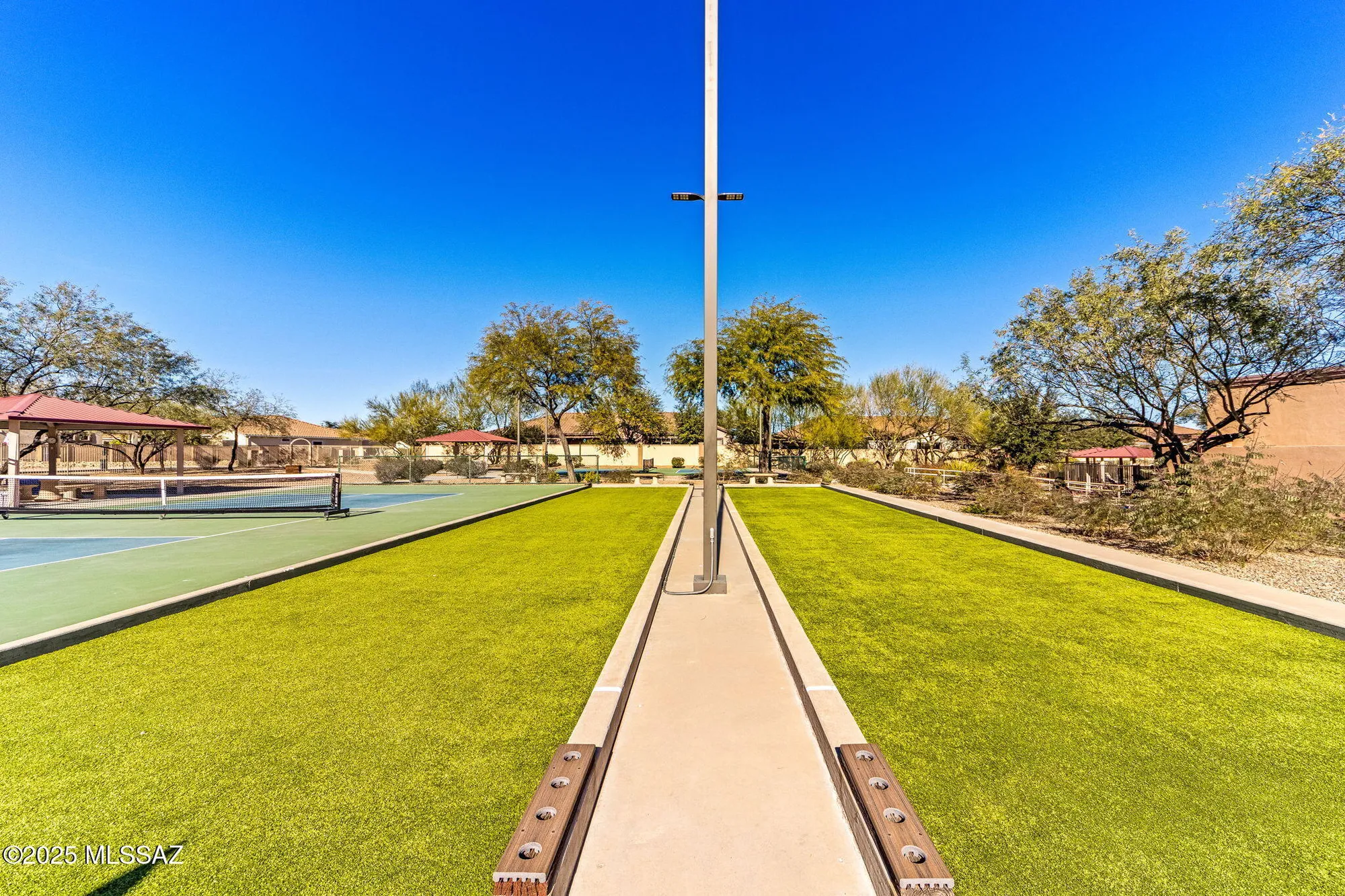 Property Slideshow image 33 of 43 | 347 w calle del estribo, Sahuarita, AZ, 85629