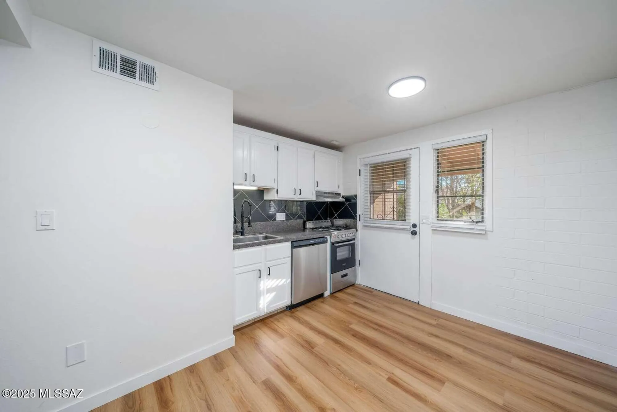 Property Slideshow image 17 of 43 | 381 s paseo madera # 110, Green Valley, AZ, 85614