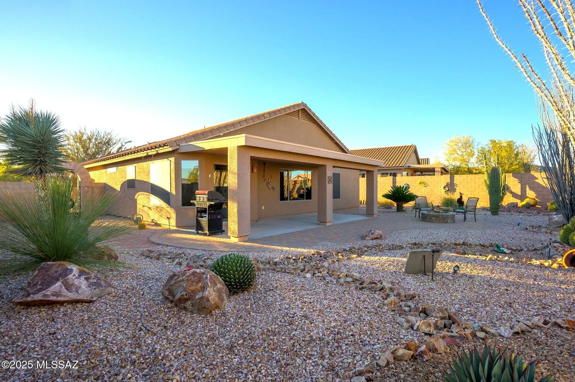 Property Slideshow image 5 of 44 | 1560 n rio la junta, Green Valley, AZ, 85614