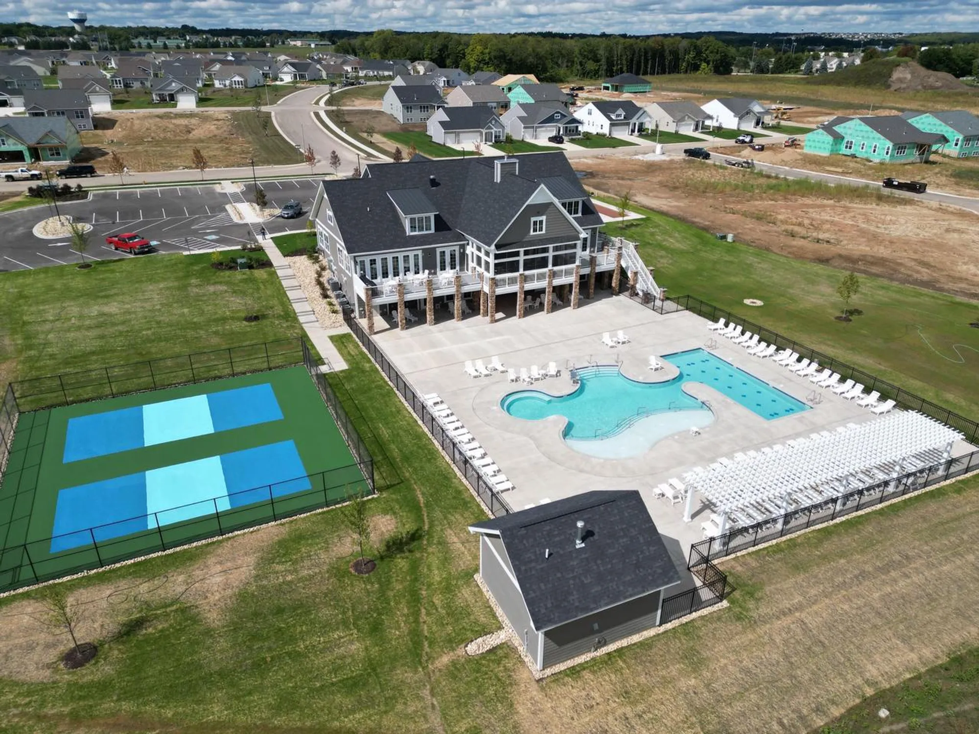 Property Slideshow image 27 of 30 | 609 cadence cir, Lake Geneva, WI, 53147