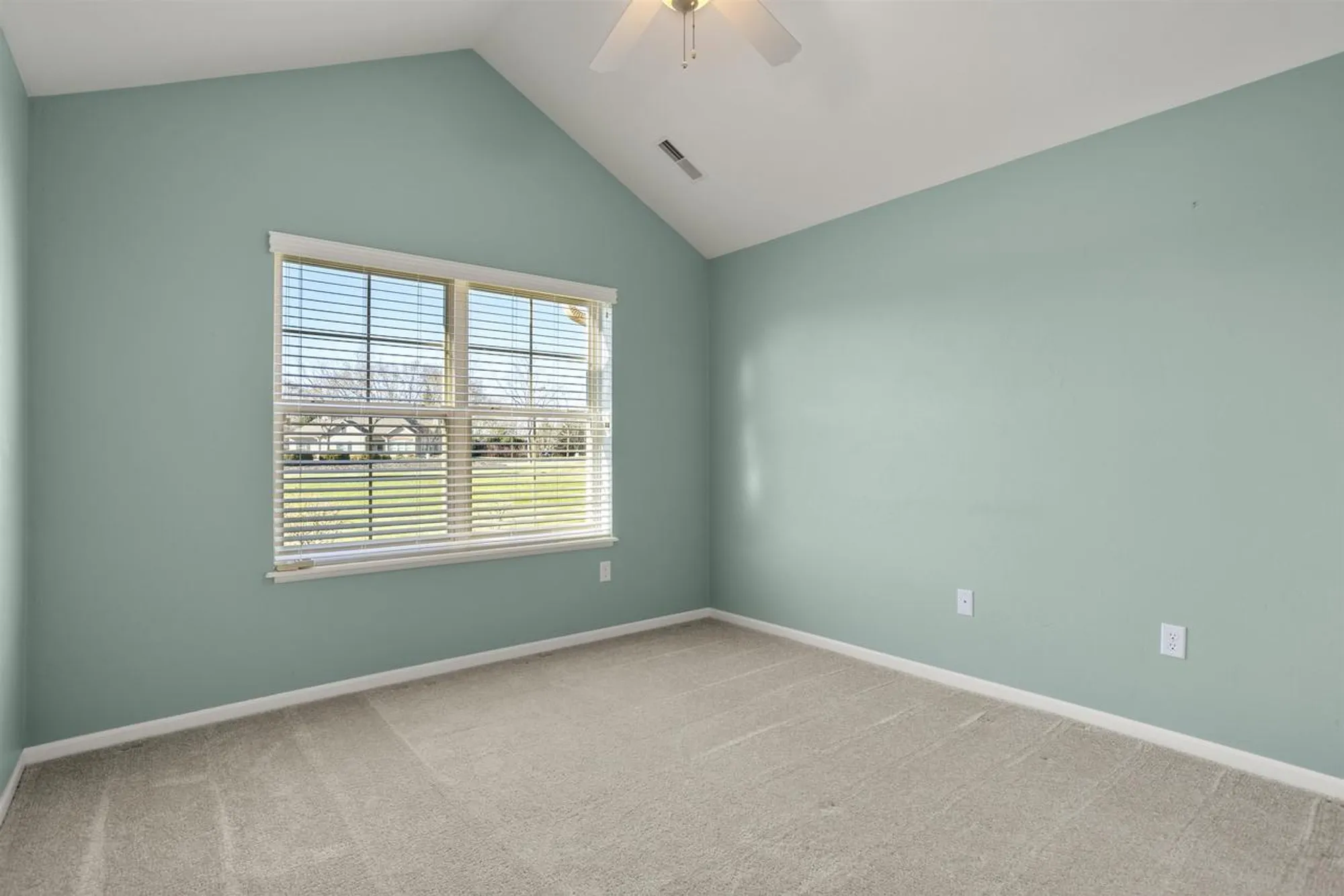 Property Slideshow image 24 of 33 | 2210 e tuscany way, Appleton, WI, 54913