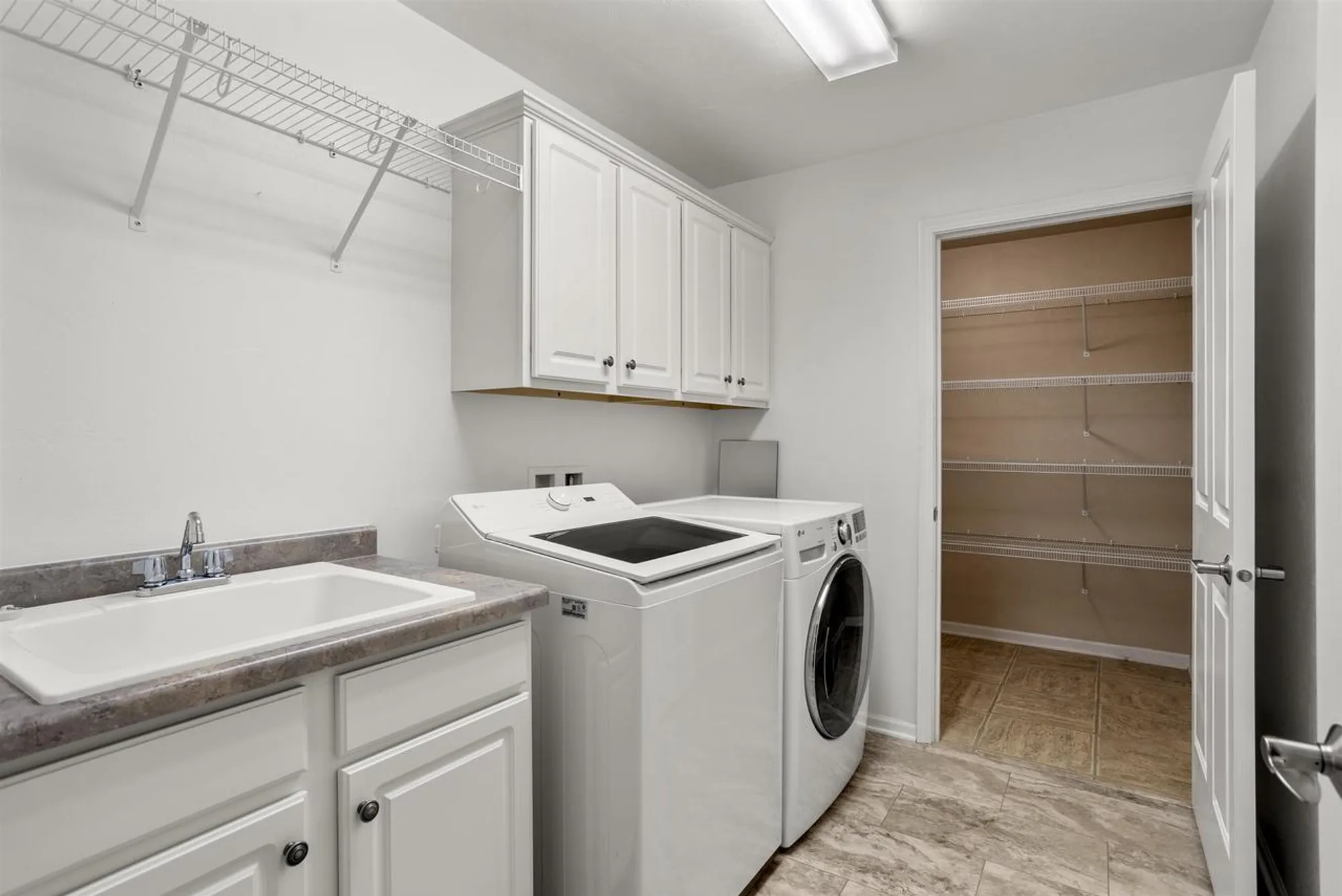 Property Slideshow image 16 of 33 | 2210 e tuscany way, Appleton, WI, 54913