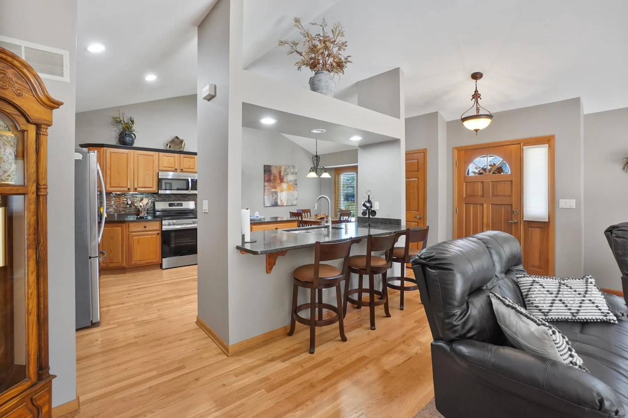 Property Slideshow image 10 of 30 | w243n2280 deer park dr a, Pewaukee, WI, 53072