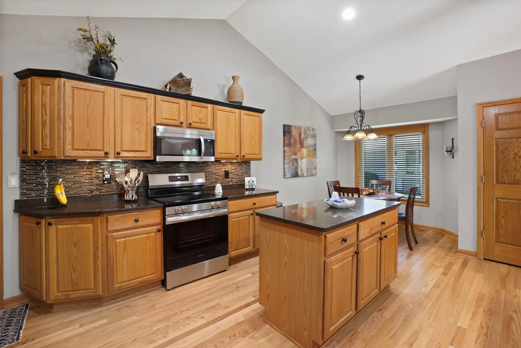 Property Slideshow image 8 of 30 | w243n2280 deer park dr a, Pewaukee, WI, 53072