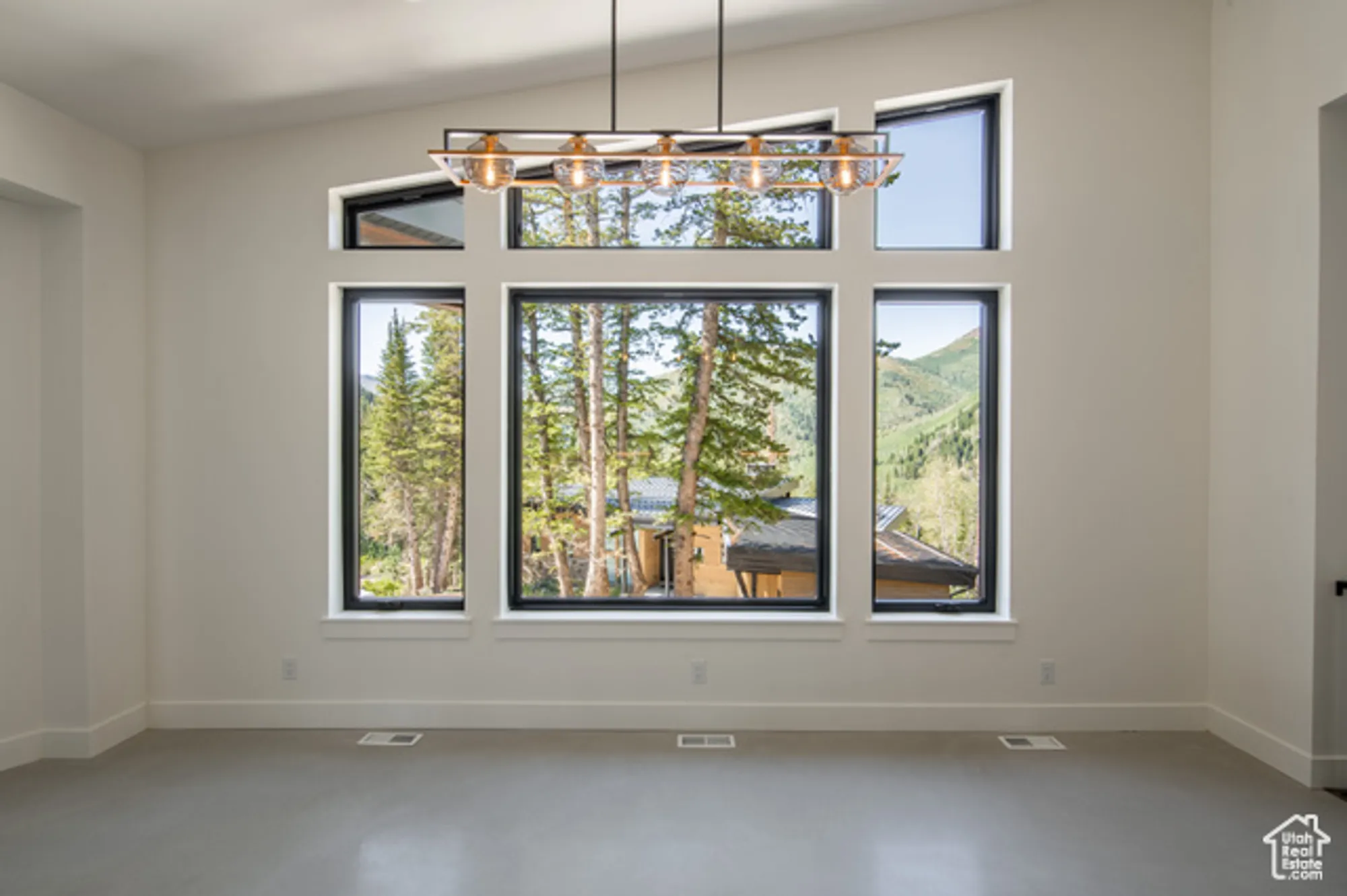 Property Slideshow image 14 of 18 | 4328 w harvest ln 3, Riverton, UT, 84096