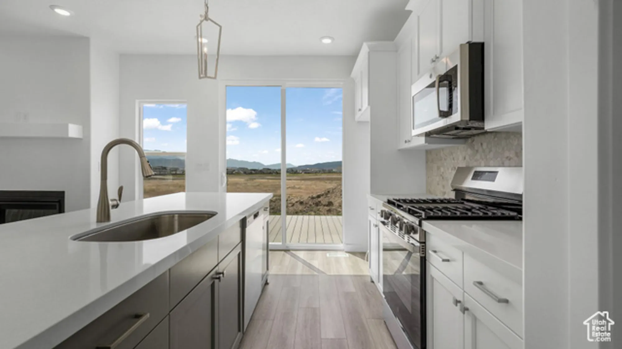 Property Slideshow image 6 of 22 | 12077 teton range dr # 203, Herriman, UT, 84096