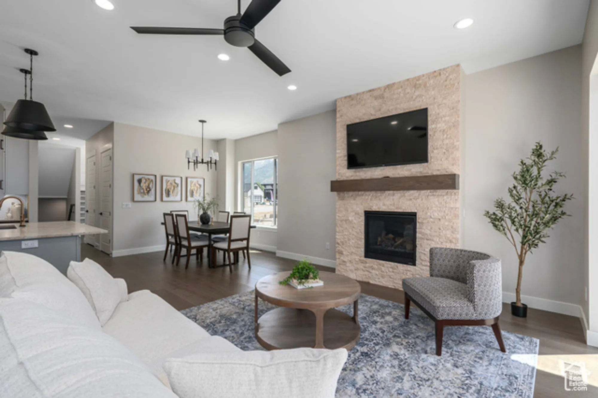 Property Slideshow image 9 of 24 | 250 s main st unit 7, Alpine, UT, 84004