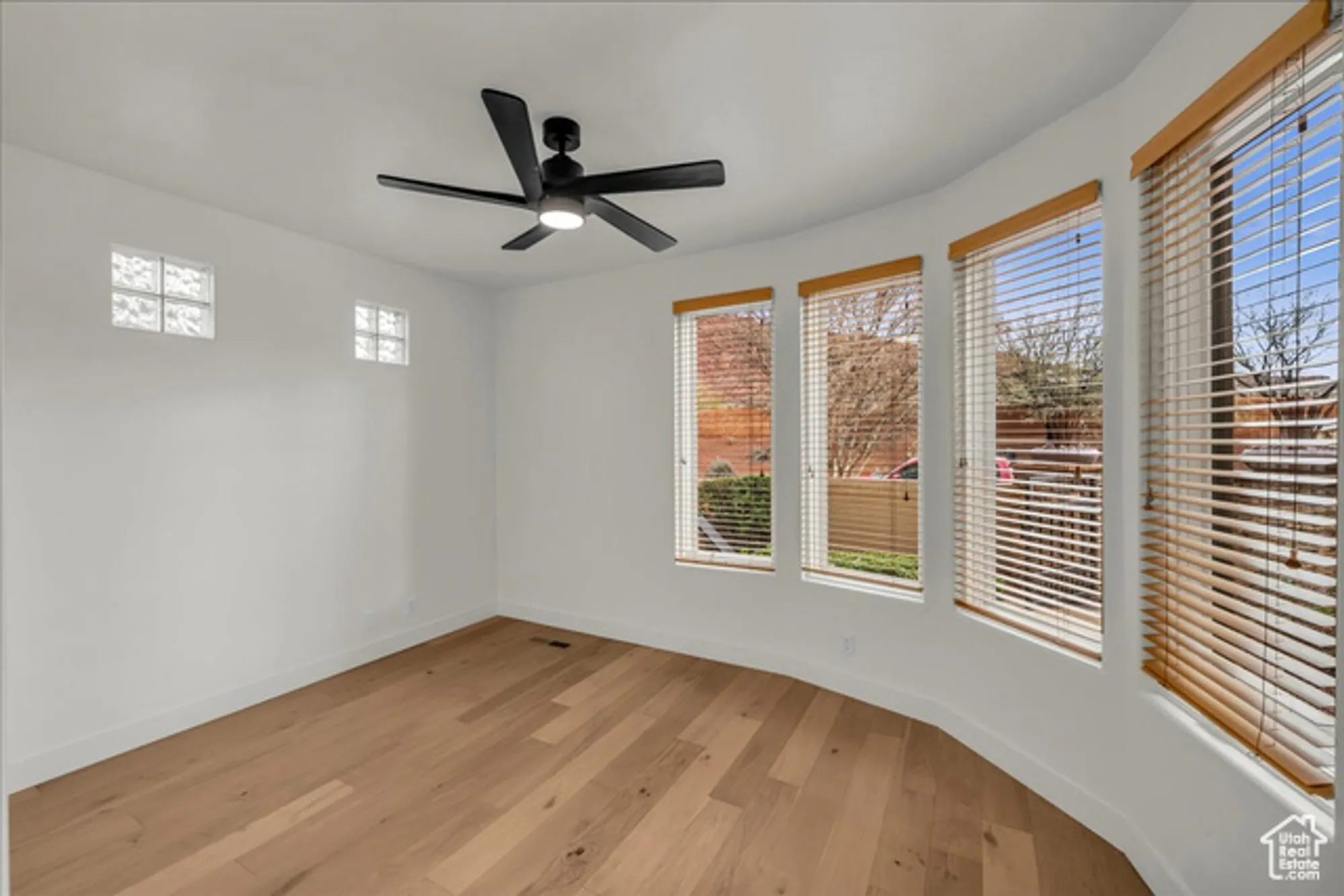 Property Slideshow image 18 of 26 | 2255 n tuweap dr 45, St George, UT, 84770