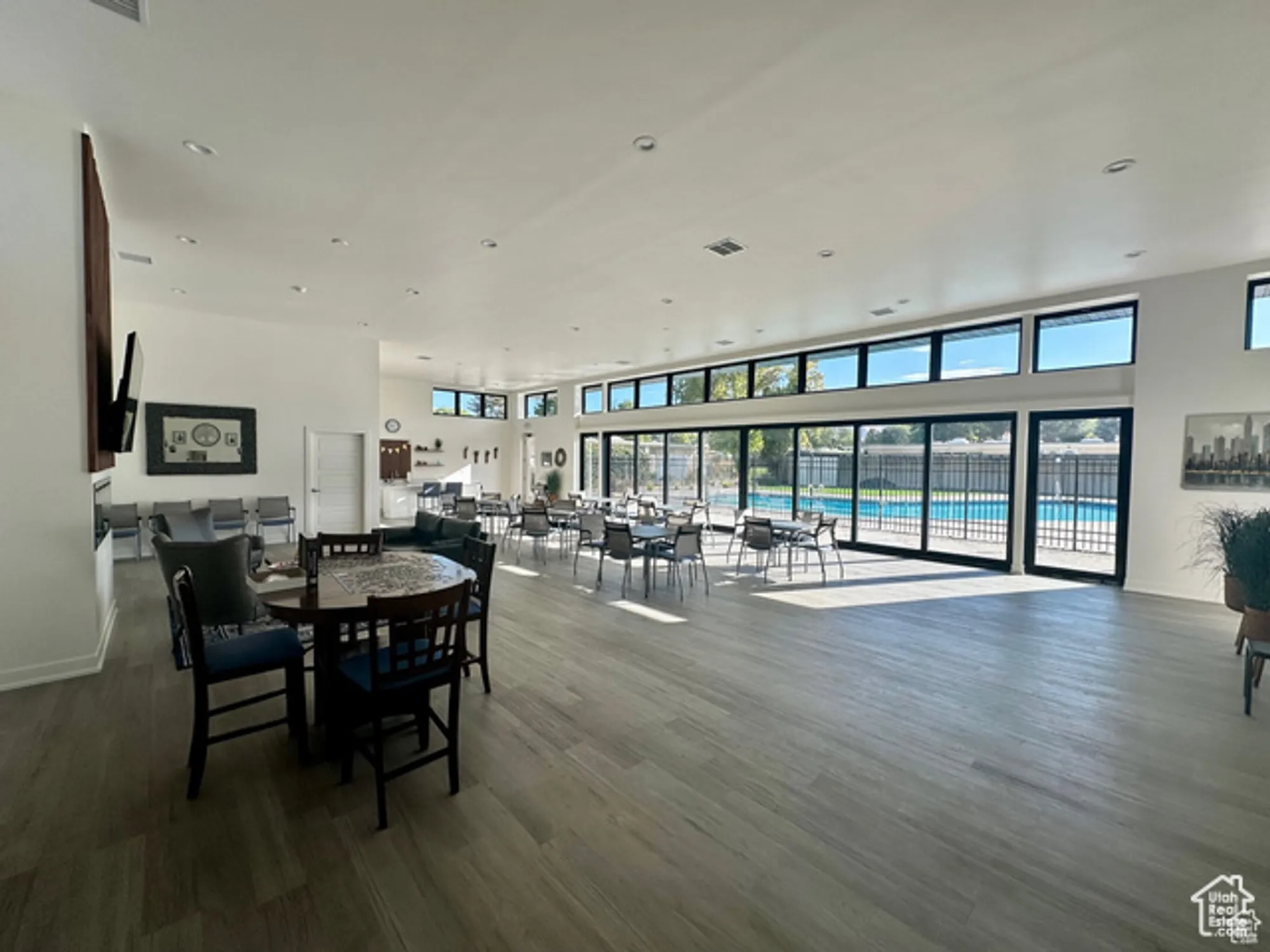 Property Slideshow image 4 of 28 | 3592 s 805 e unit e 209, Salt Lake City, UT, 84106