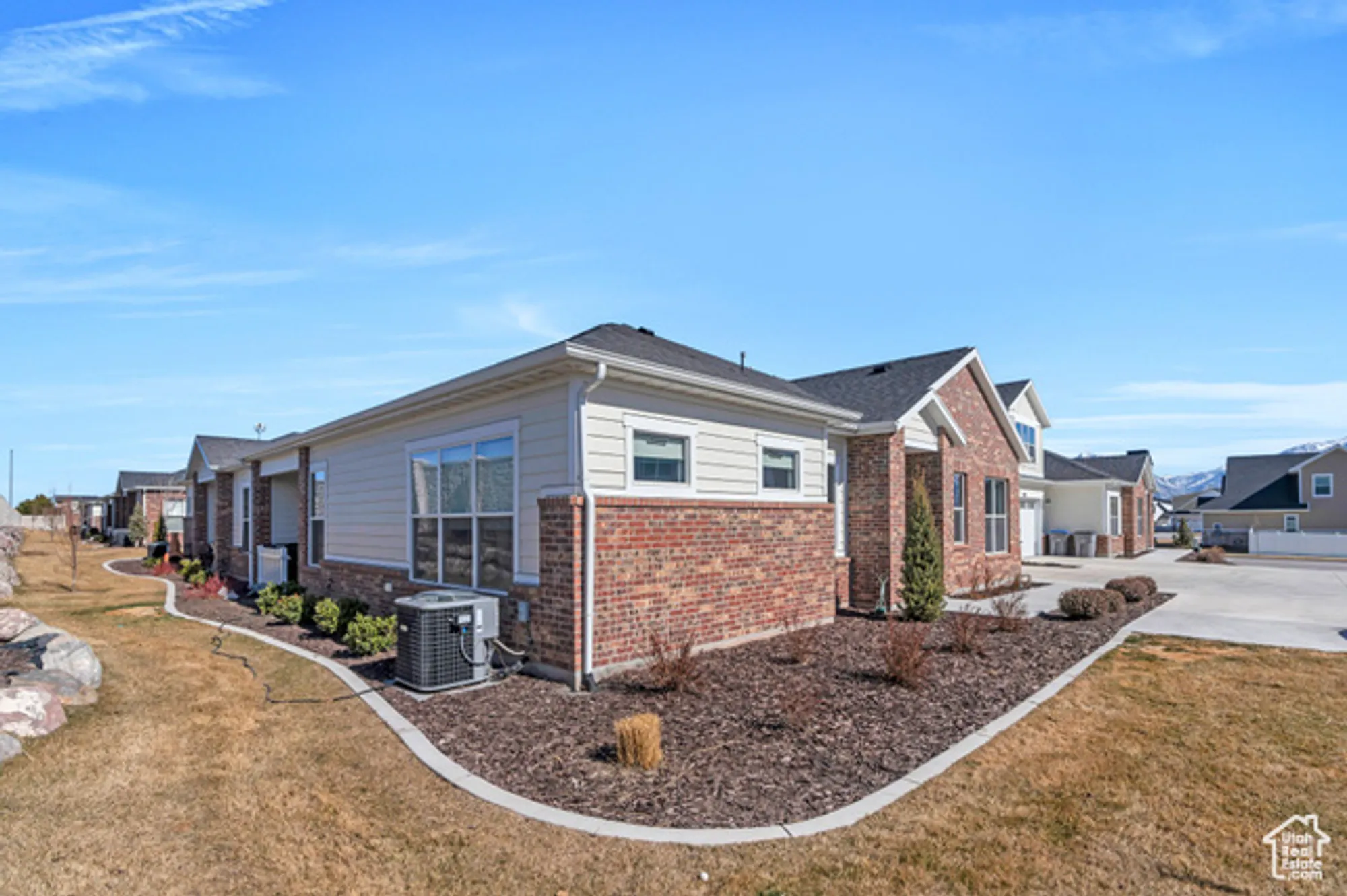 Property Slideshow image 33 of 51 | 10716 s haven fields drive dr, South Jordan, UT, 84095