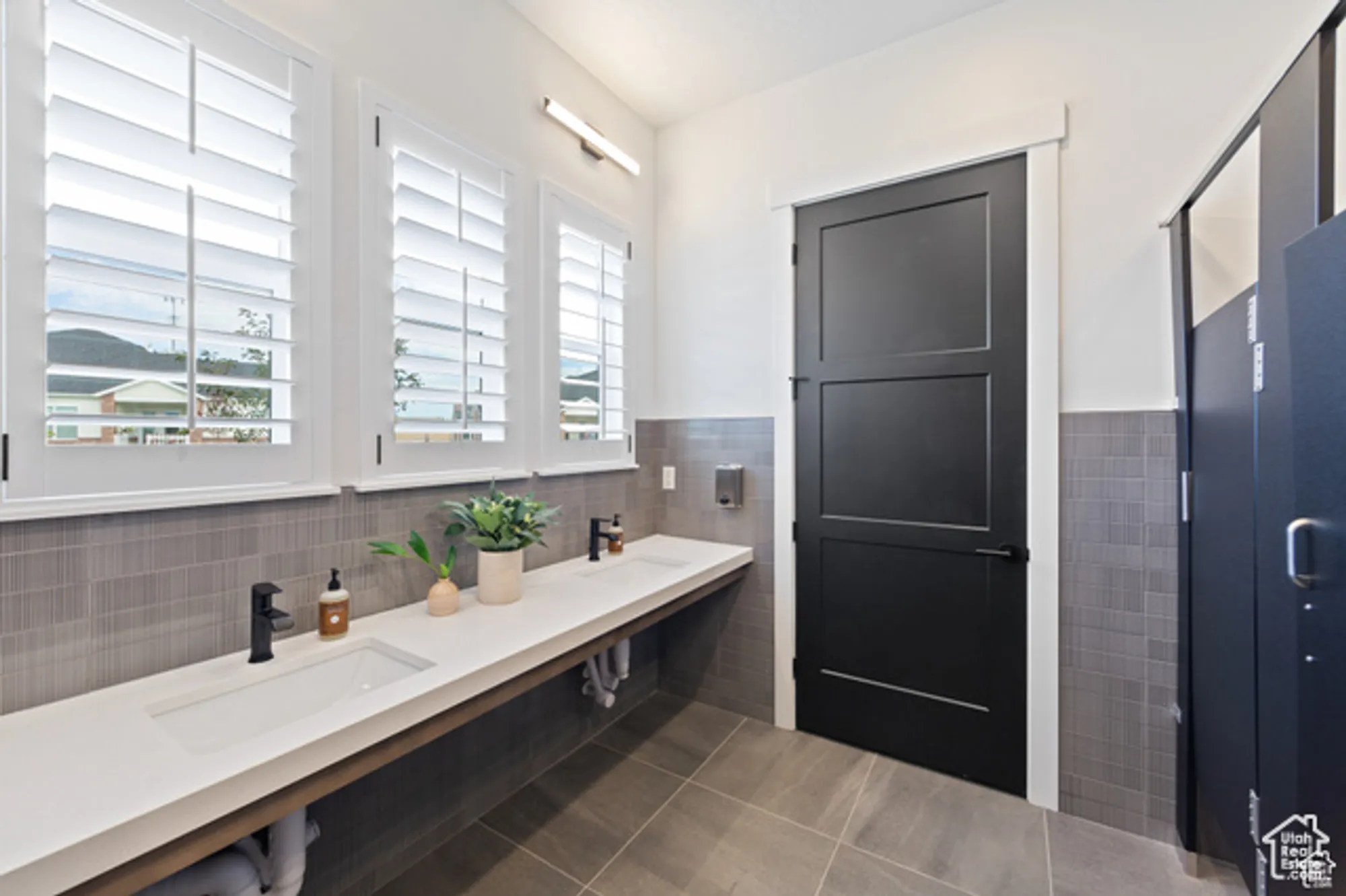 Property Slideshow image 40 of 51 | 10716 s haven fields drive dr, South Jordan, UT, 84095