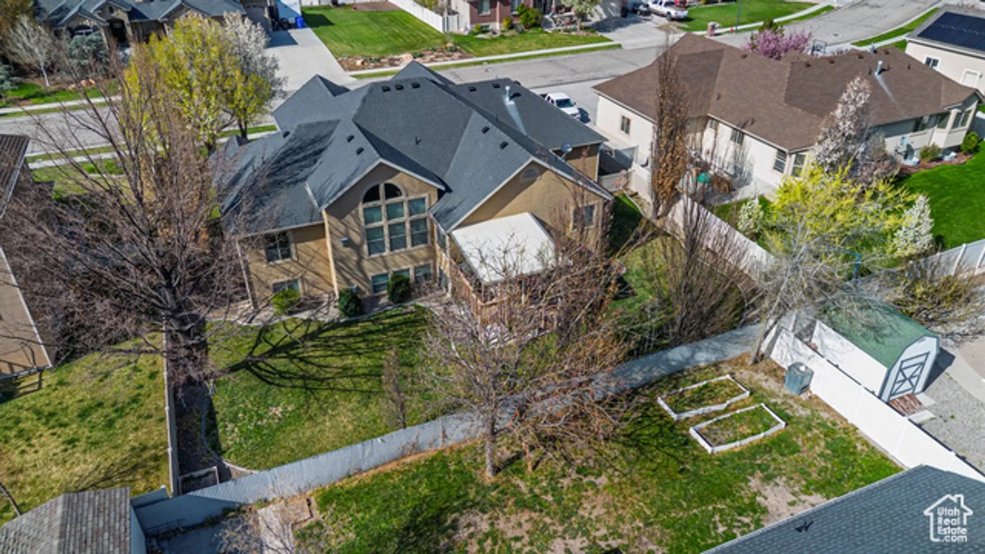 Property Slideshow image 11 of 11 | 955 w 720, Tremonton, UT, 84337