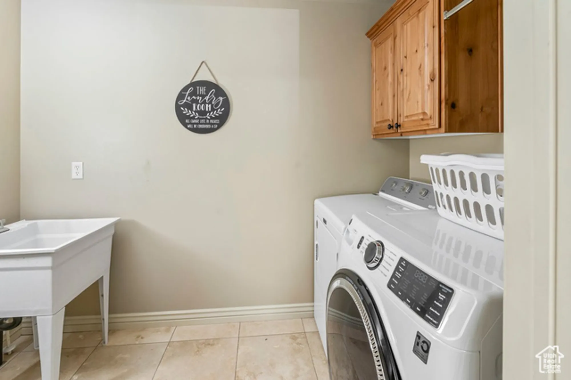 Property Slideshow image 10 of 11 | 955 w 720, Tremonton, UT, 84337