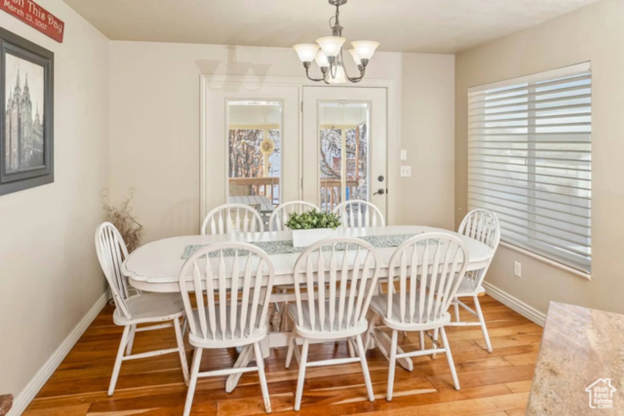 Property Slideshow image 2 of 11 | 955 w 720, Tremonton, UT, 84337