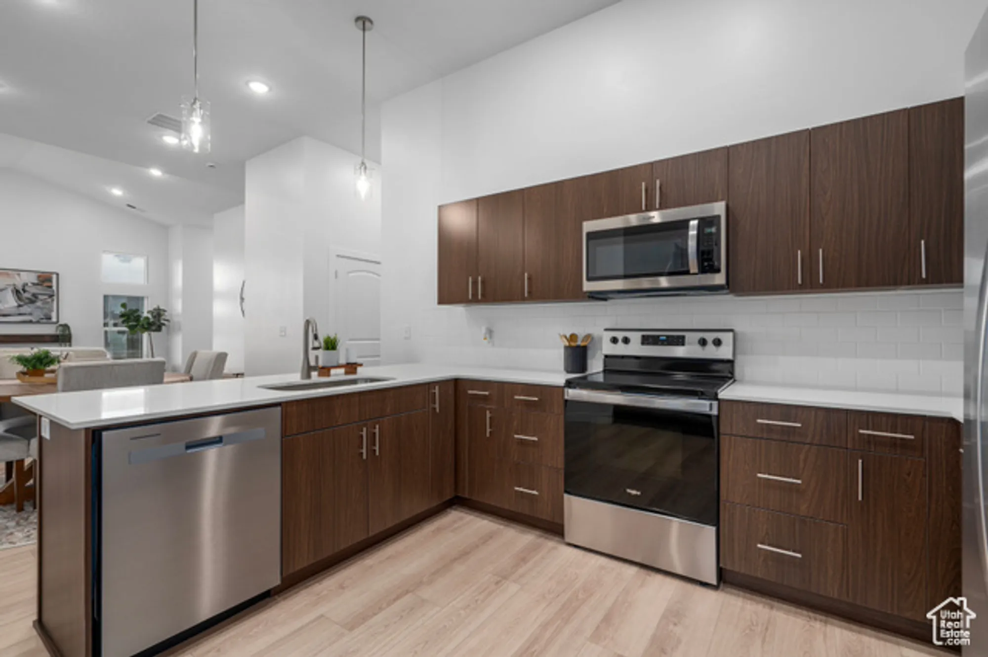 Property Slideshow image 6 of 19 | 1502 n utah cottage dr c, Saratoga Springs, UT, 84045