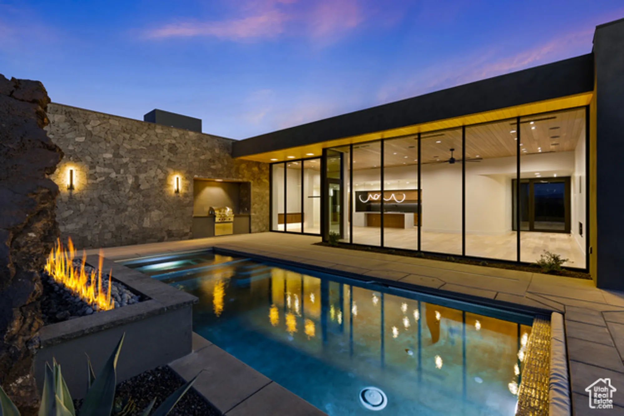 Property Slideshow image 12 of 51 | 2643 w mesa trails way, St George, UT, 84770