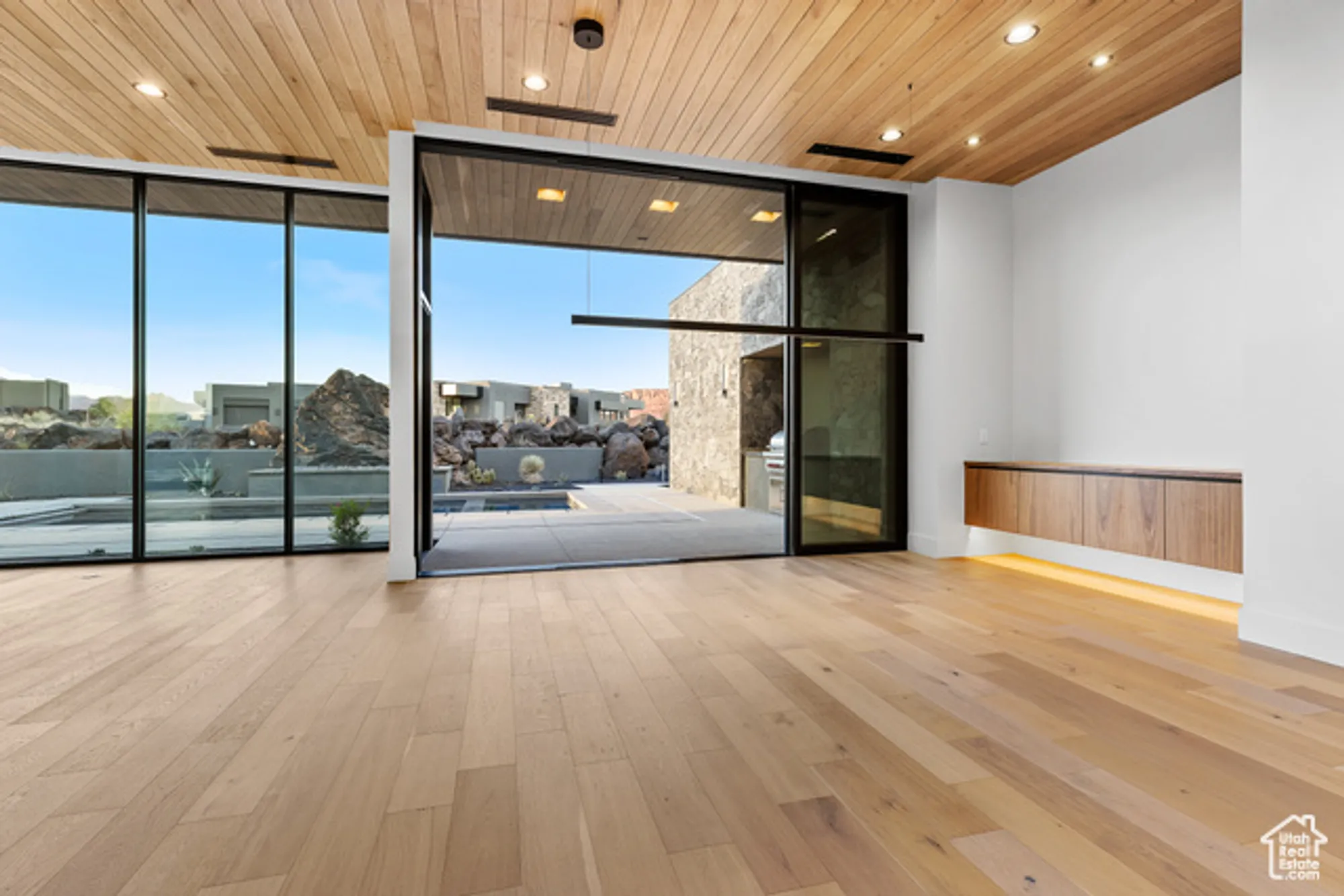 Property Slideshow image 28 of 51 | 2643 w mesa trails way, St George, UT, 84770