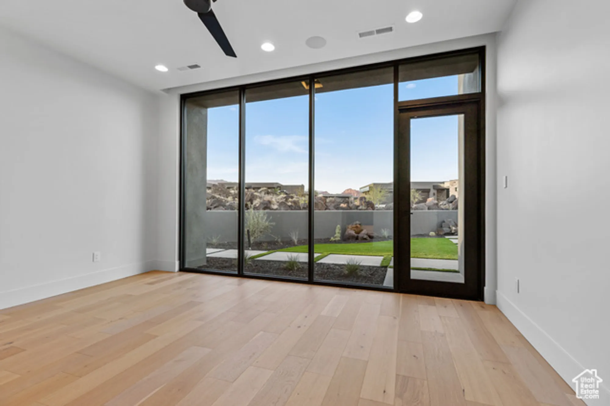 Property Slideshow image 23 of 51 | 2643 w mesa trails way, St George, UT, 84770