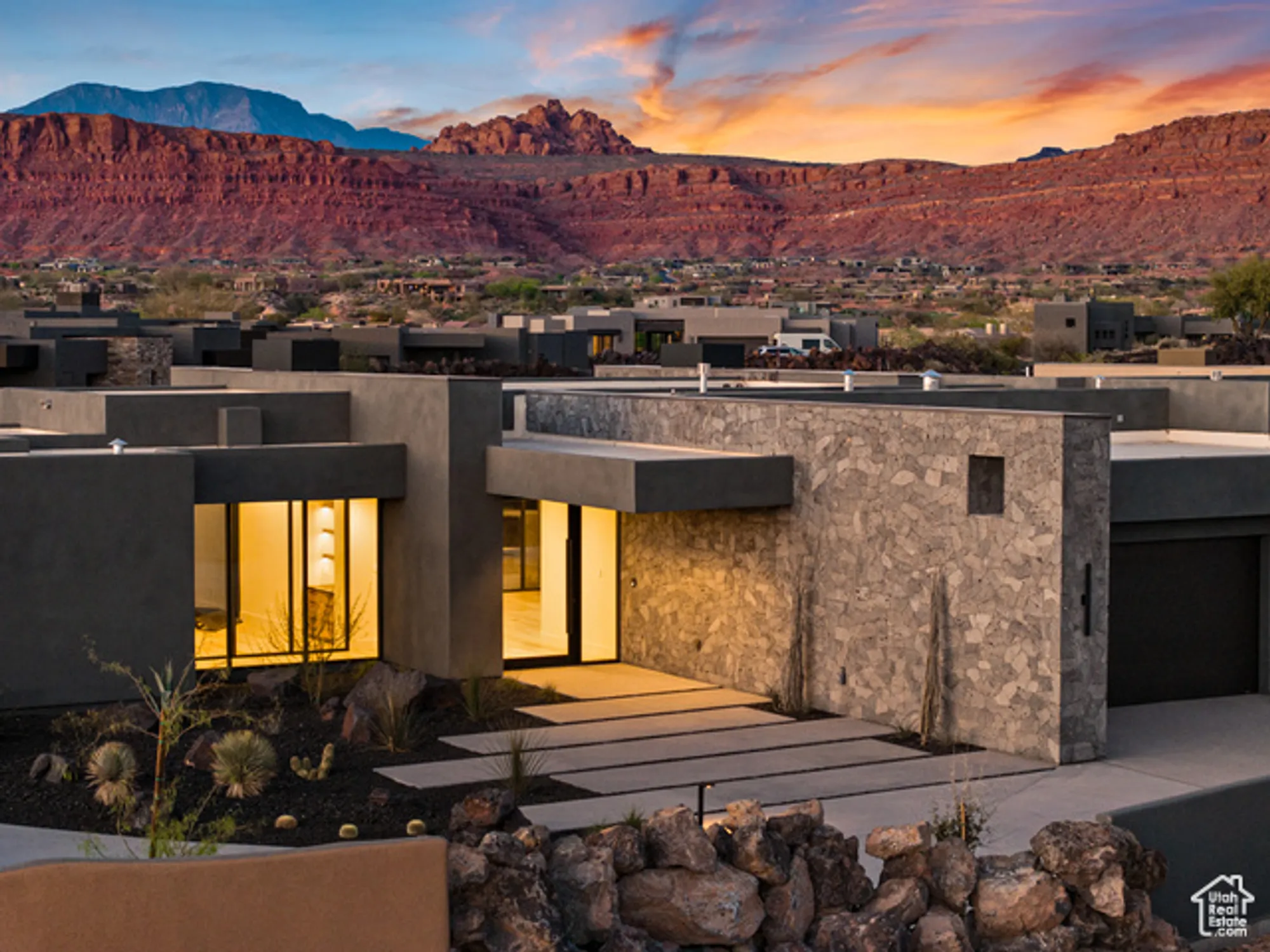 Property Slideshow image 1 of 51 | 2643 w mesa trails way, St George, UT, 84770