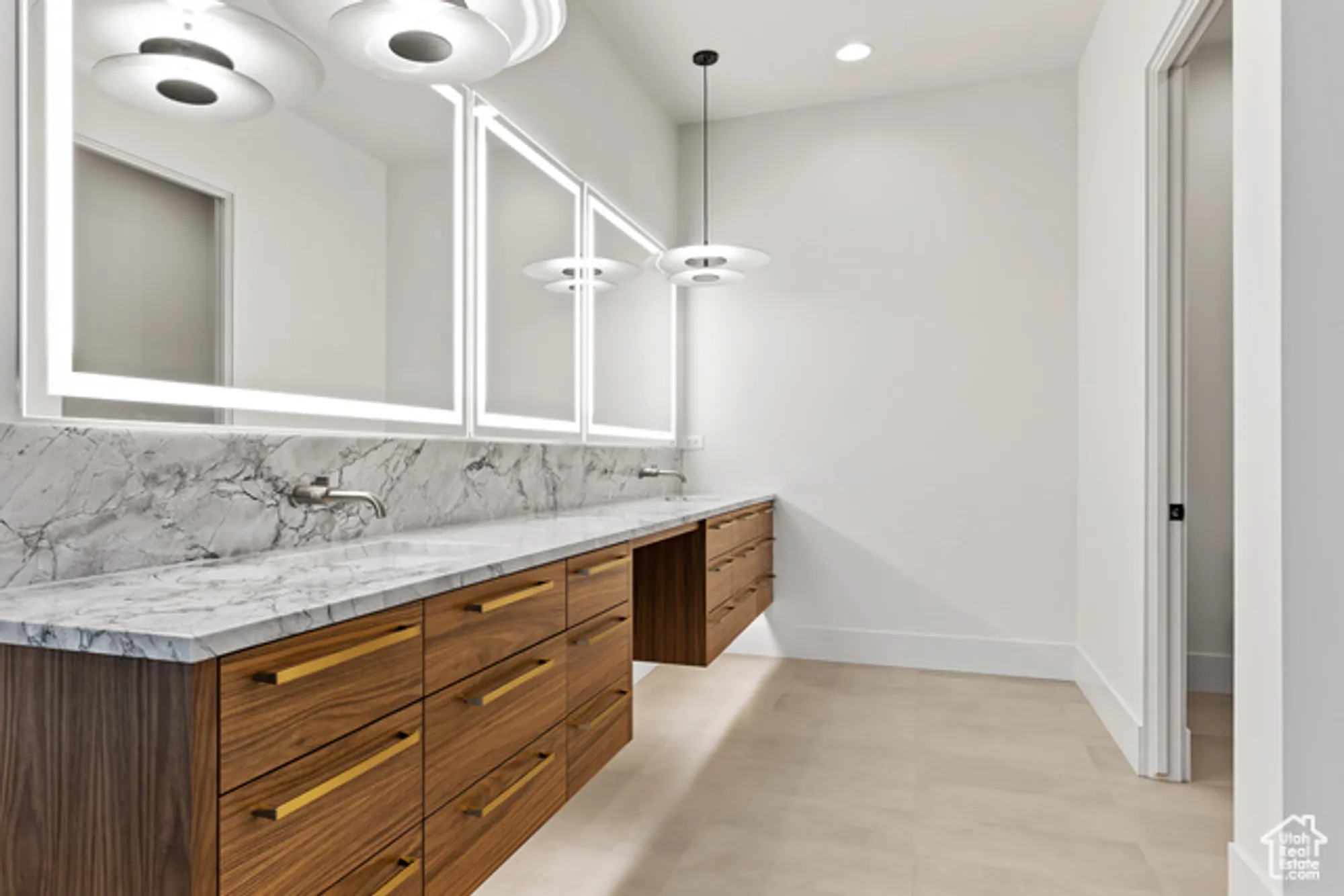 Property Slideshow image 38 of 51 | 2643 w mesa trails way, St George, UT, 84770