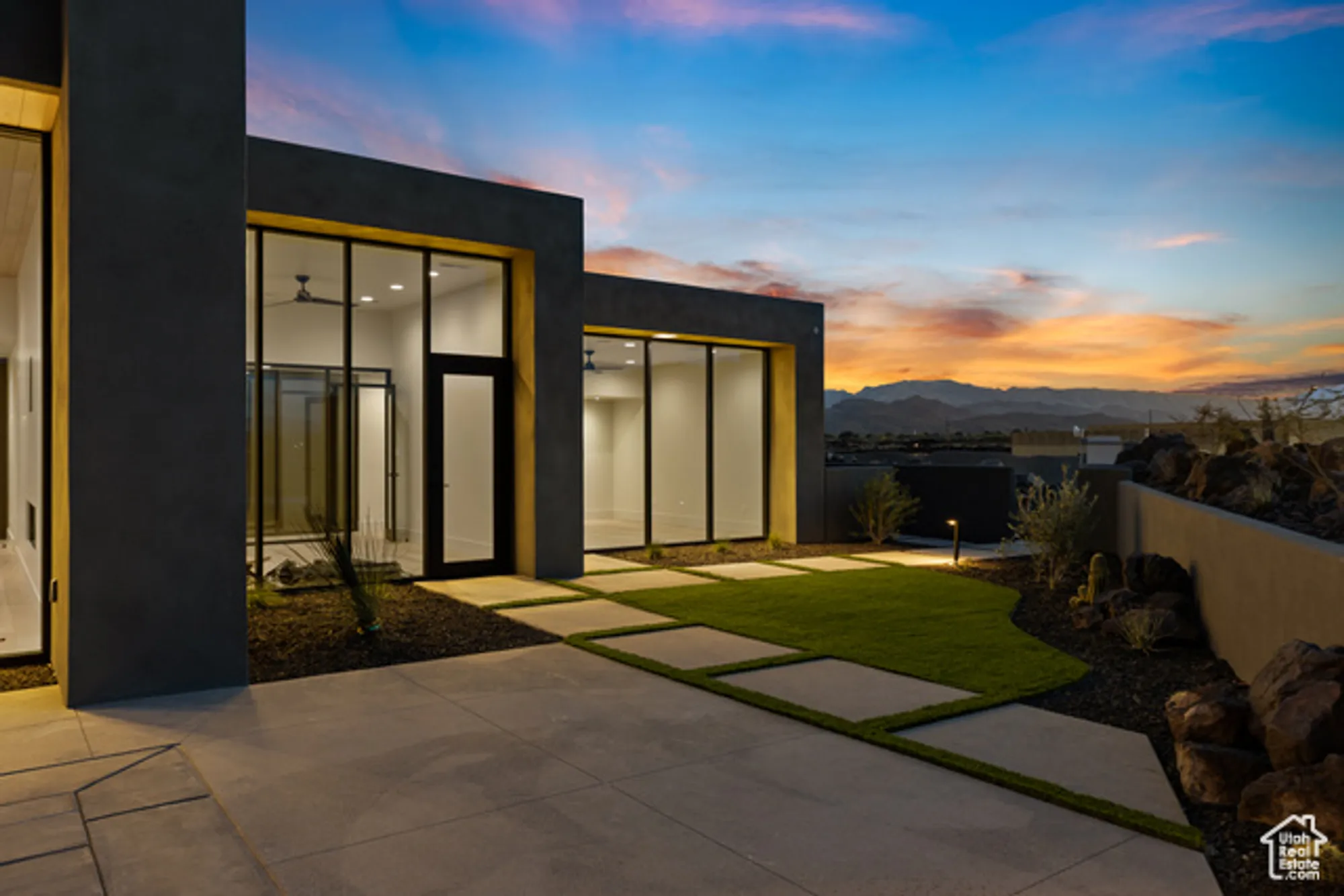 Property Slideshow image 11 of 51 | 2643 w mesa trails way, St George, UT, 84770