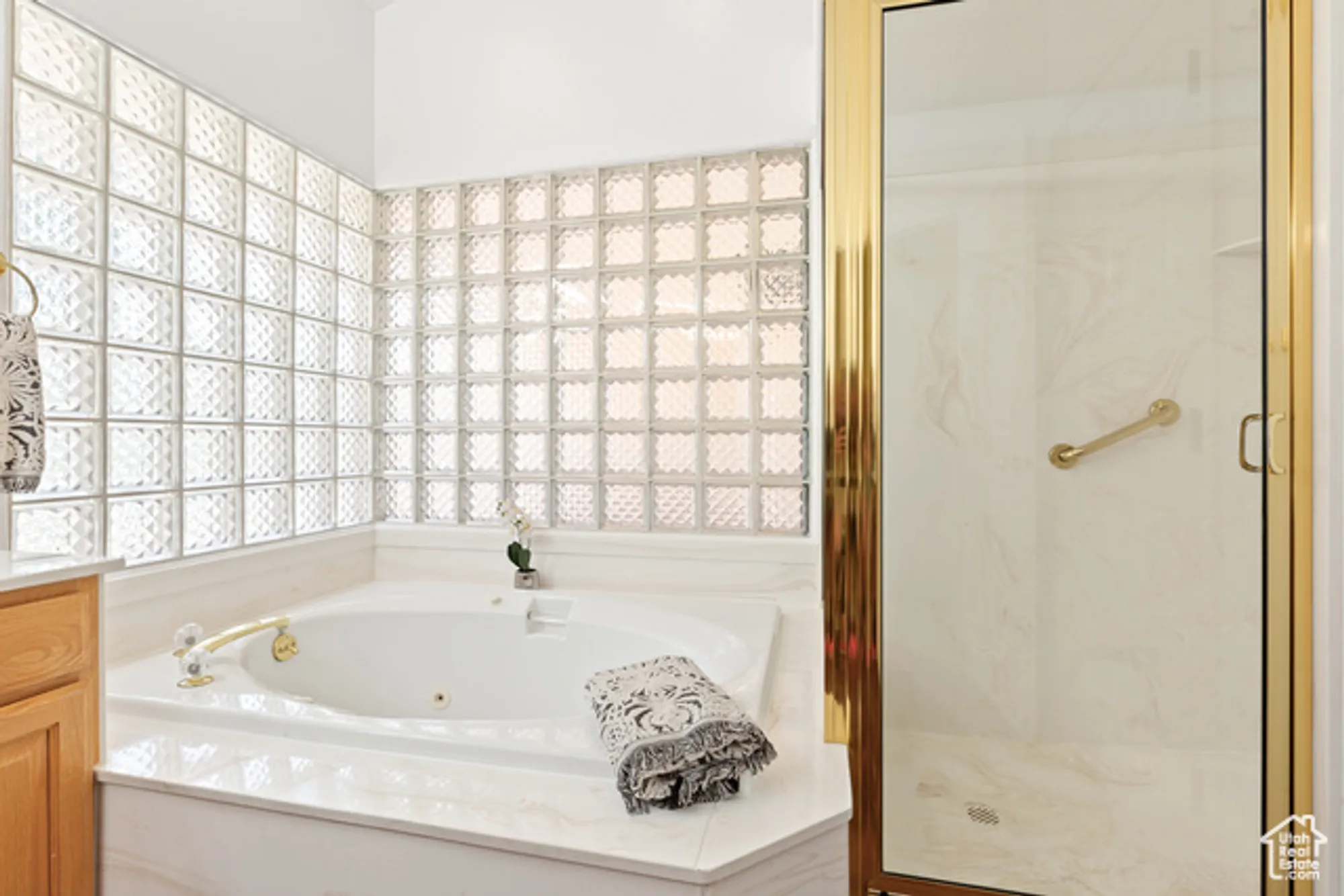 Property Slideshow image 21 of 46 | 1165 w indian hills dr 2a, St George, UT, 84770