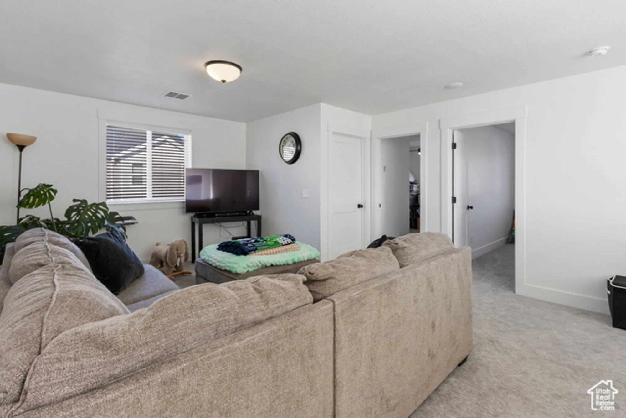Property Slideshow image 13 of 22 | 889 n 900 w, Tremonton, UT, 84337