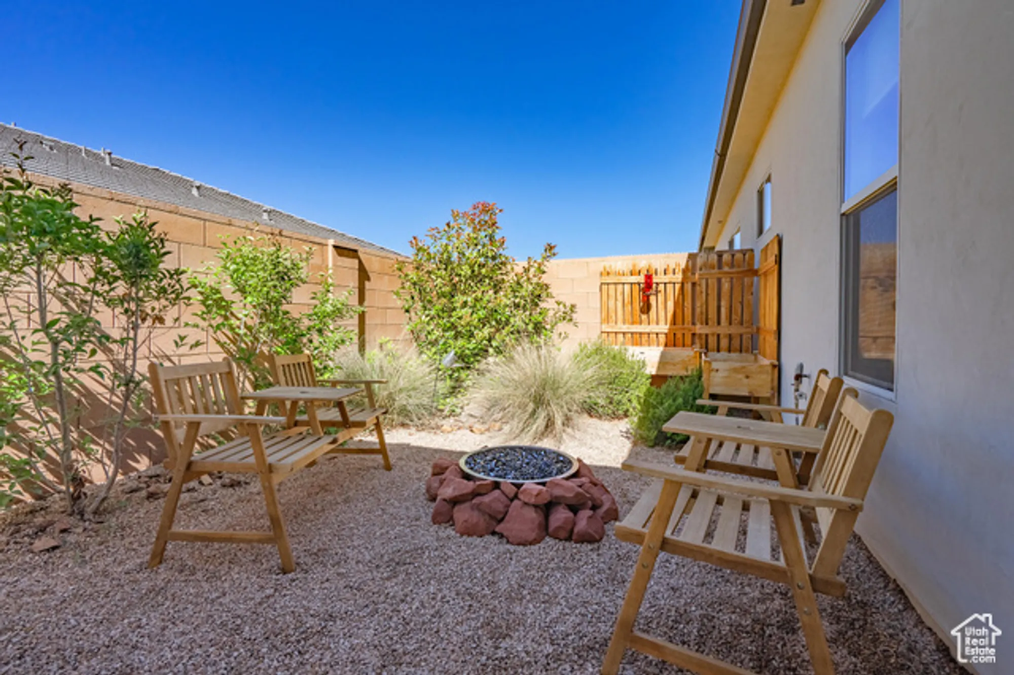 Property Slideshow image 29 of 50 | 1137 w grayson dr, St George, UT, 84790