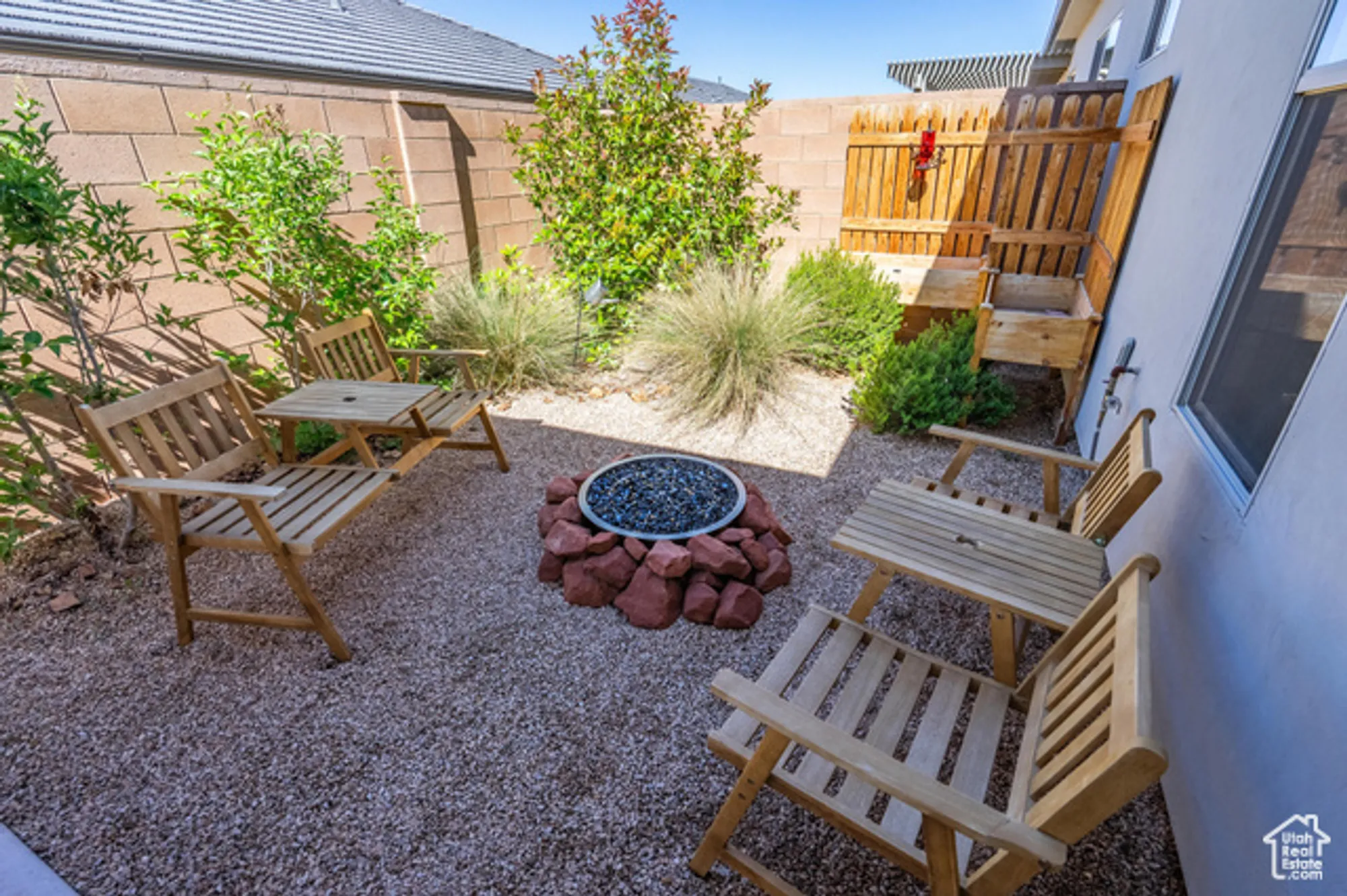 Property Slideshow image 30 of 50 | 1137 w grayson dr, St George, UT, 84790