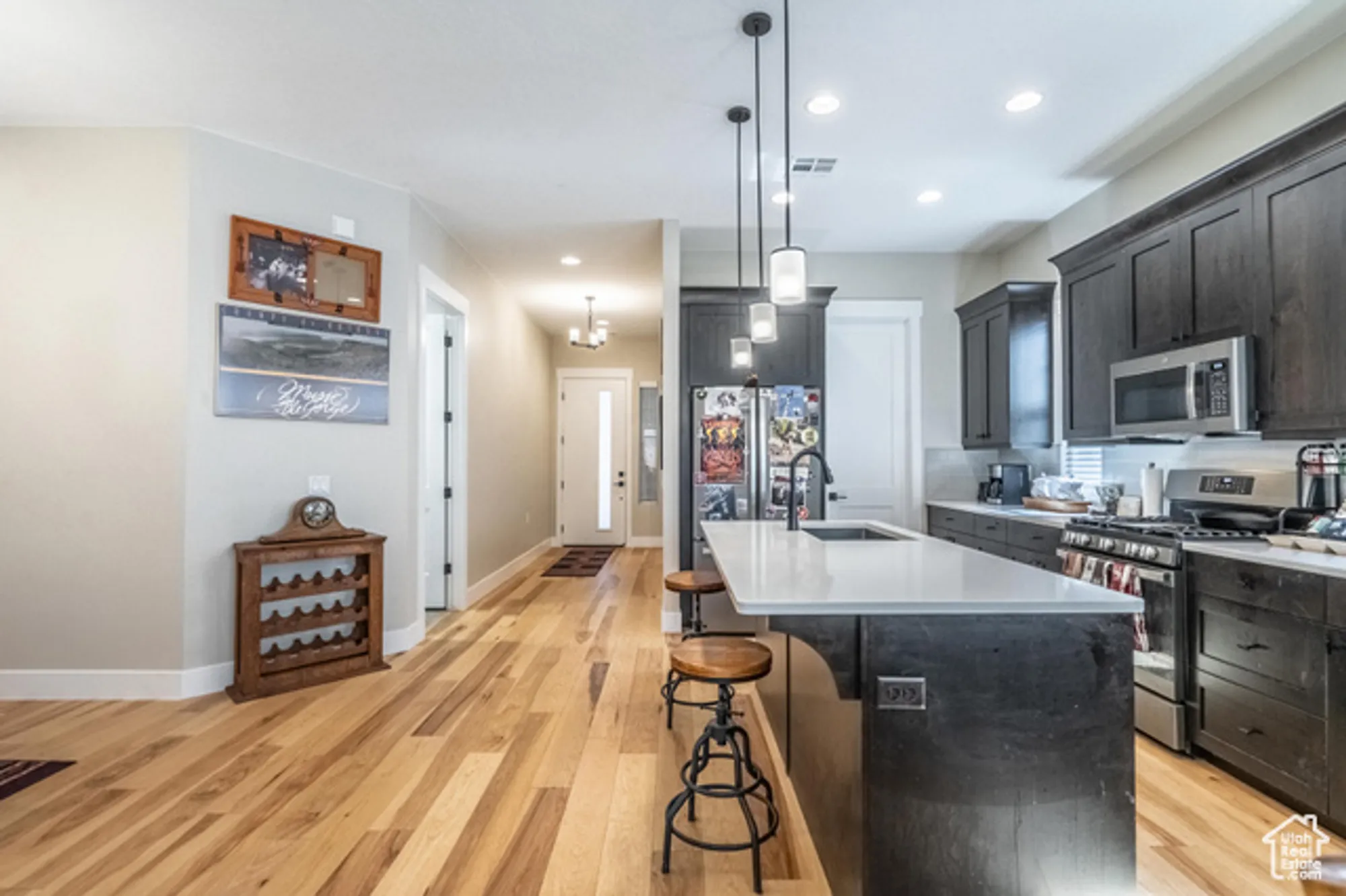 Property Slideshow image 8 of 50 | 1137 w grayson dr, St George, UT, 84790