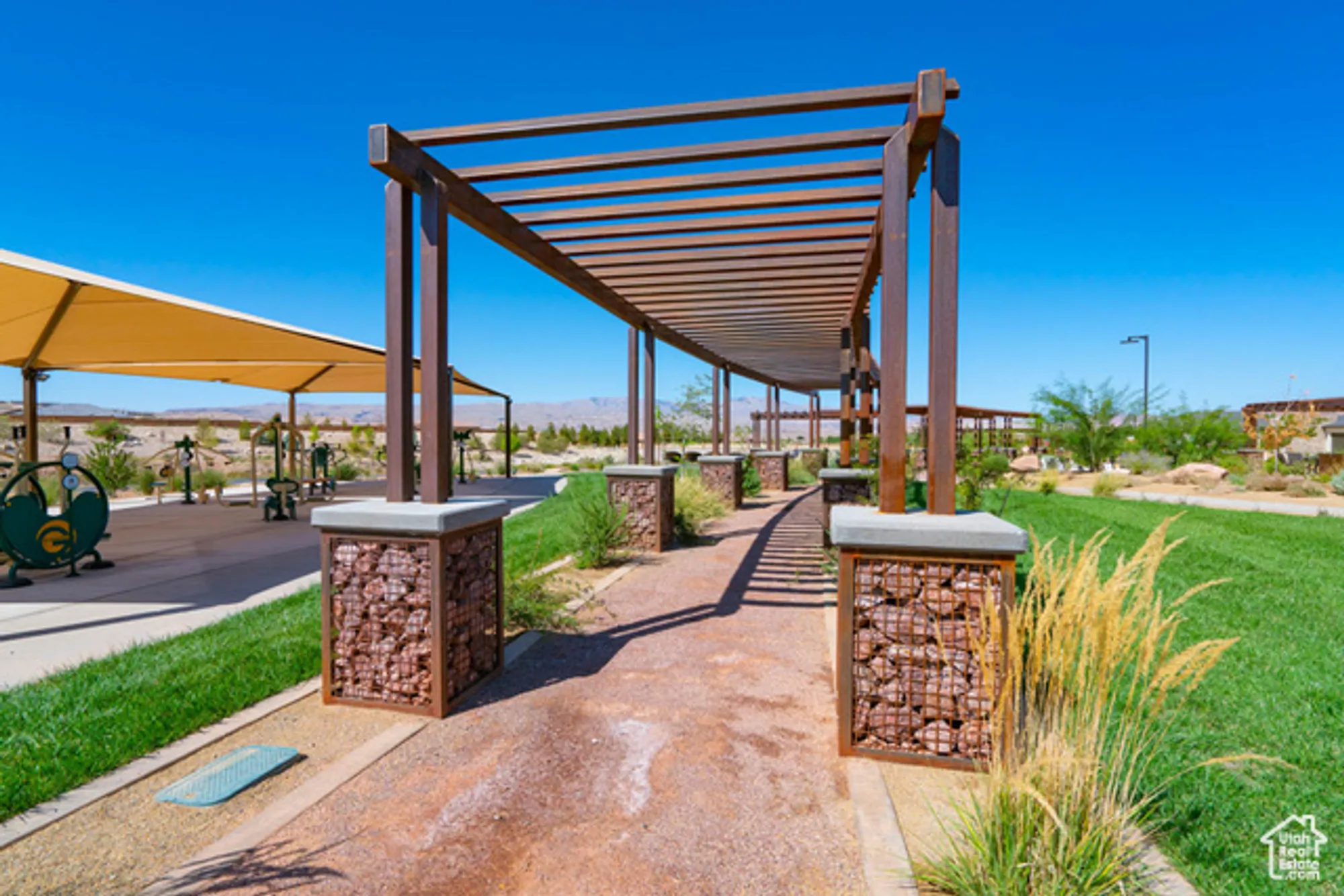 Property Slideshow image 38 of 50 | 1137 w grayson dr, St George, UT, 84790