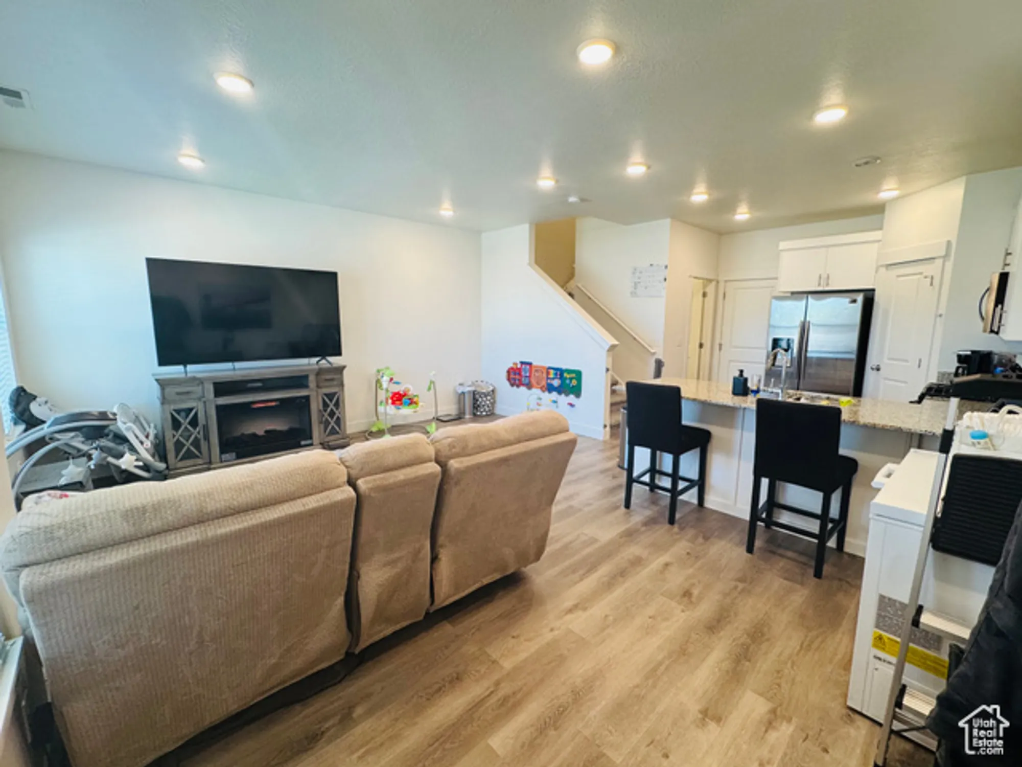 Property Slideshow image 8 of 27 | 925 w 1000 n, Tremonton, UT, 84337