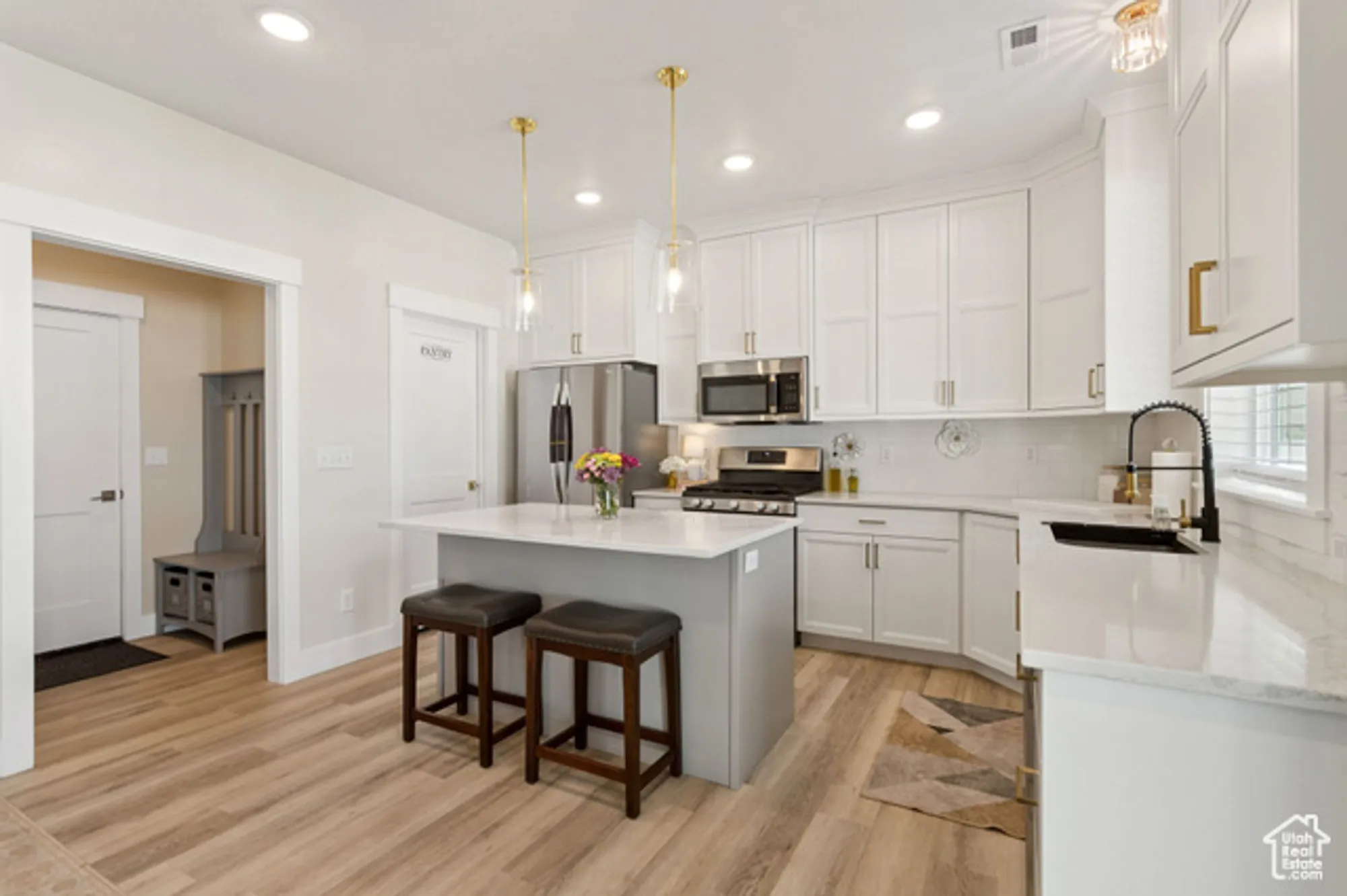 Property Slideshow image 17 of 44 | 910 w 800 n, Tremonton, UT, 84337