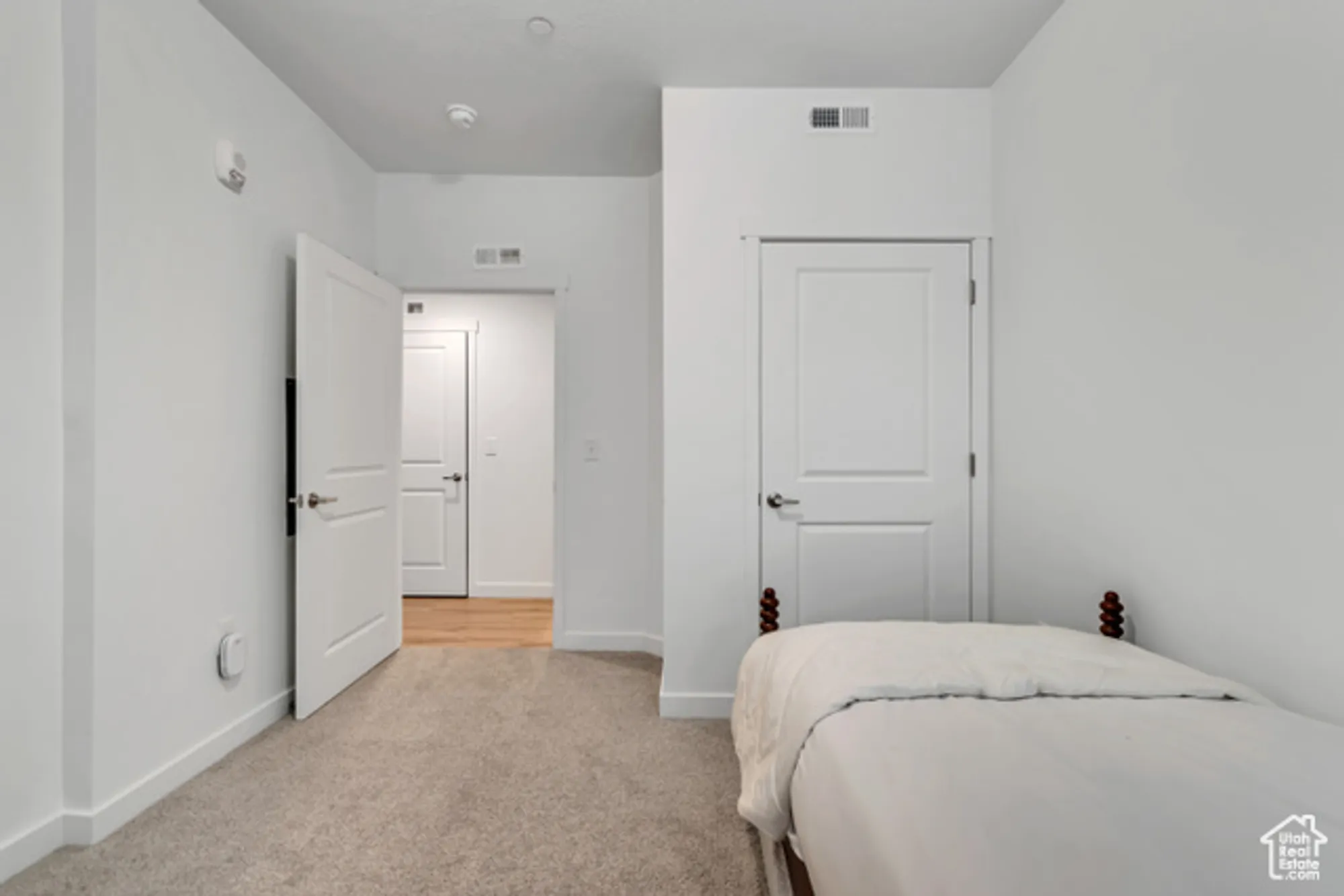 Property Slideshow image 13 of 19 | 5243 w reventon dr unit 101, South Jordan, UT, 84009