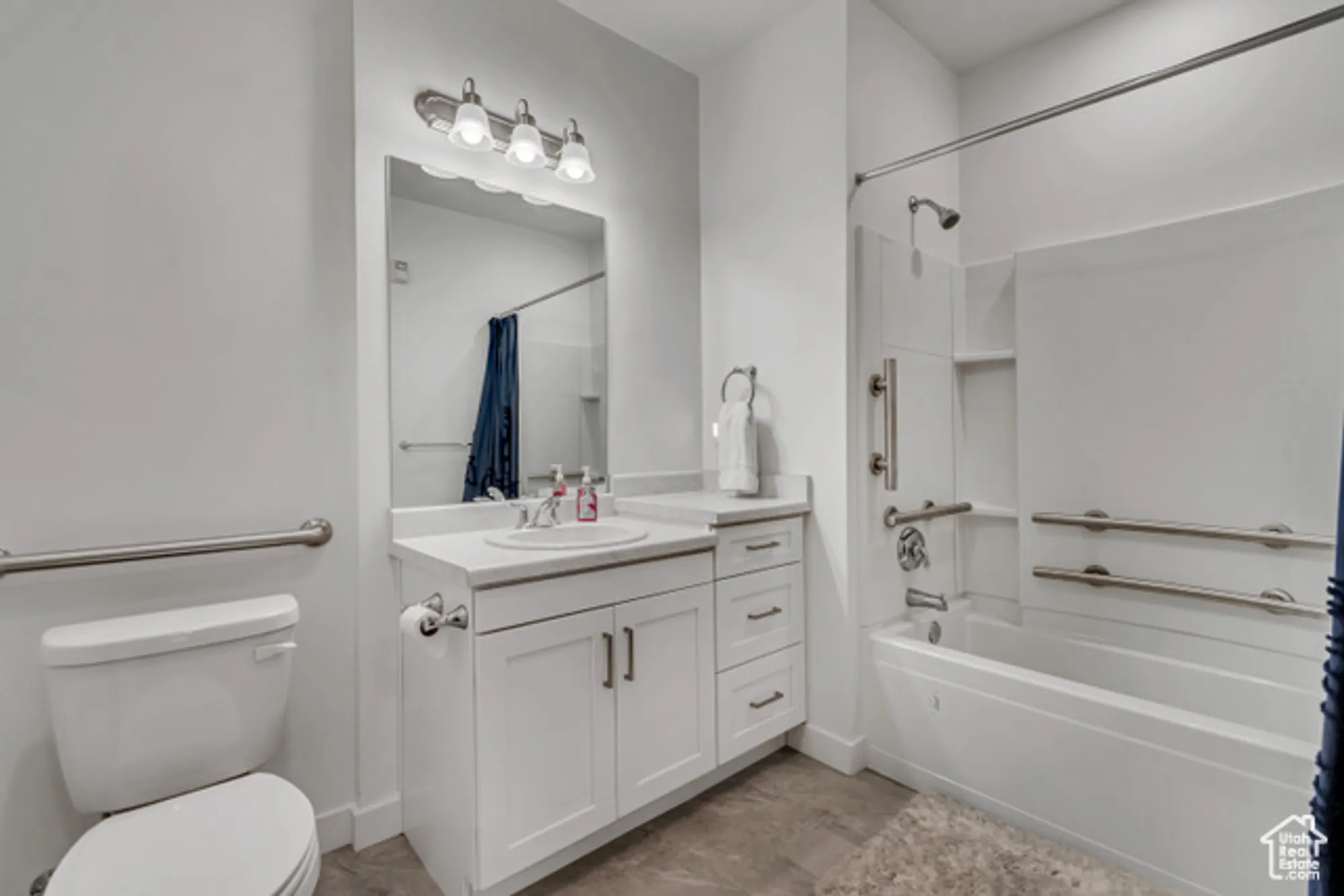 Property Slideshow image 9 of 19 | 5243 w reventon dr unit 101, South Jordan, UT, 84009